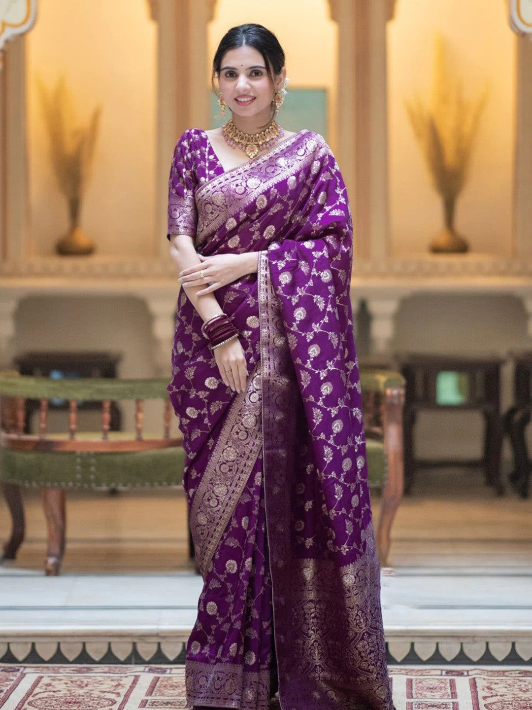 

JULEE Pure Silk Banarasi Saree, Purple