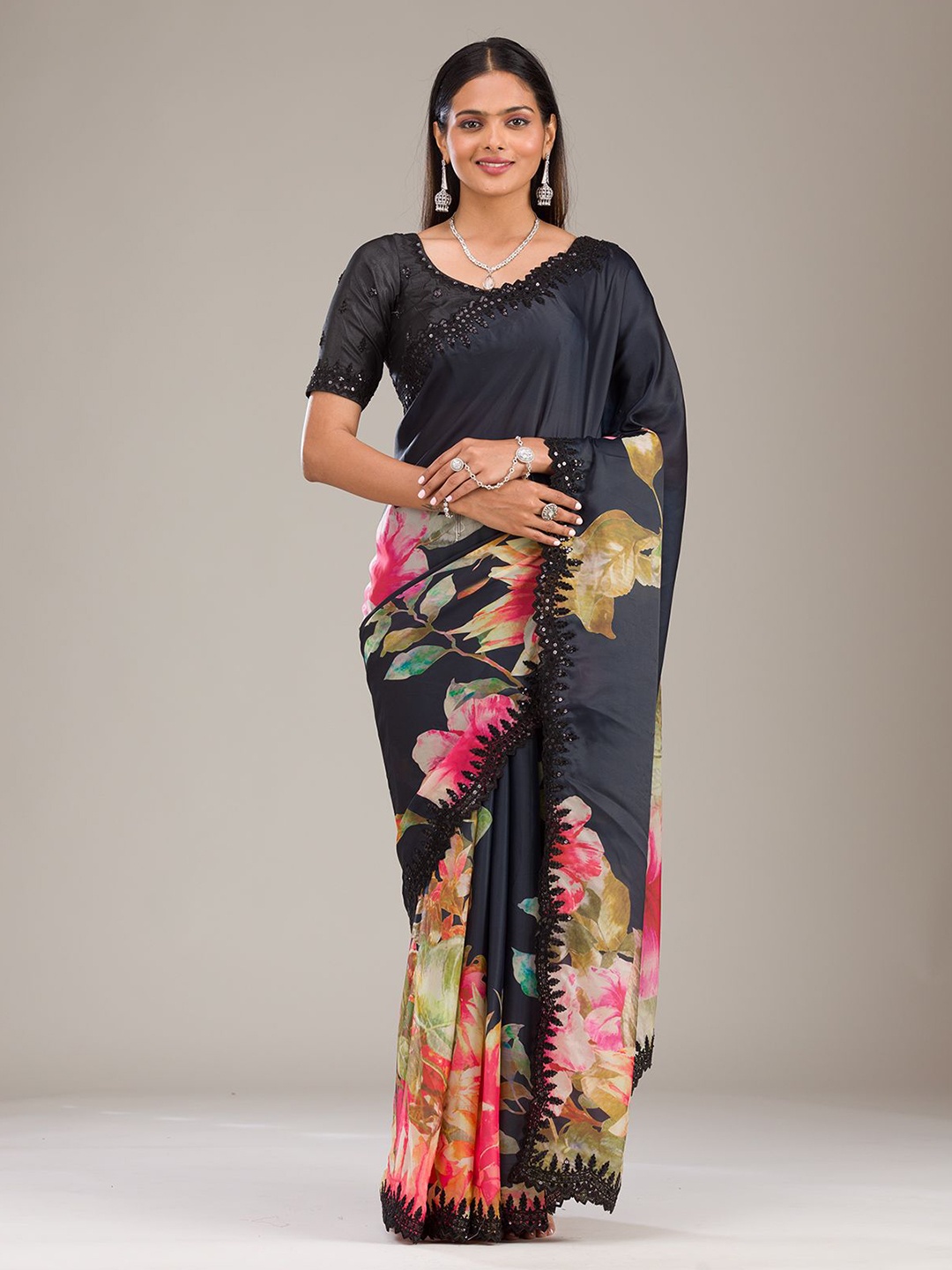 

Koskii Multi Zariwork Georgette Sare, Black