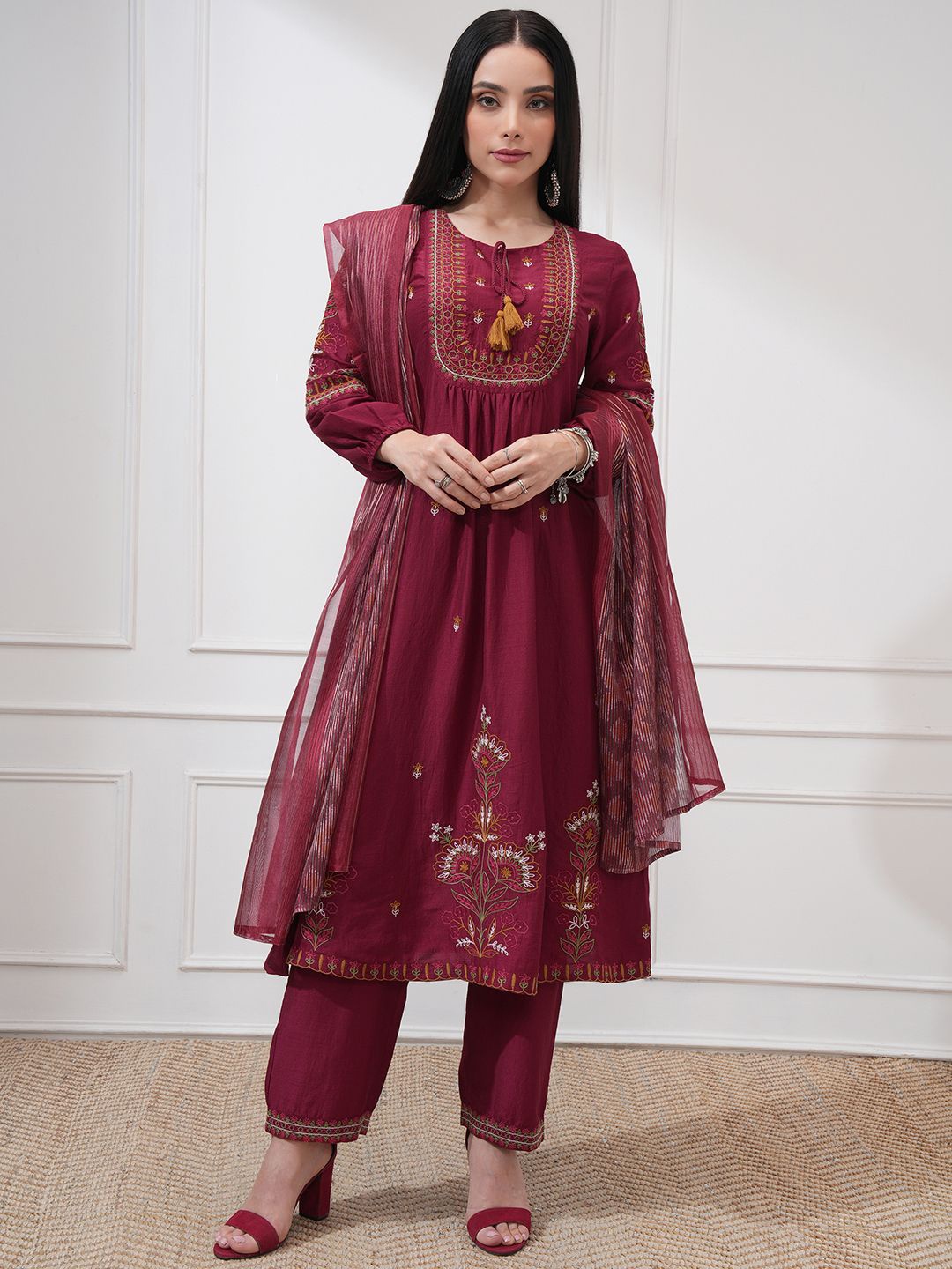 

Vishudh Floral Embroidered Tie-Up Neck Thread Work Anarkali Kurta With Trouser And Dupatta, Maroon