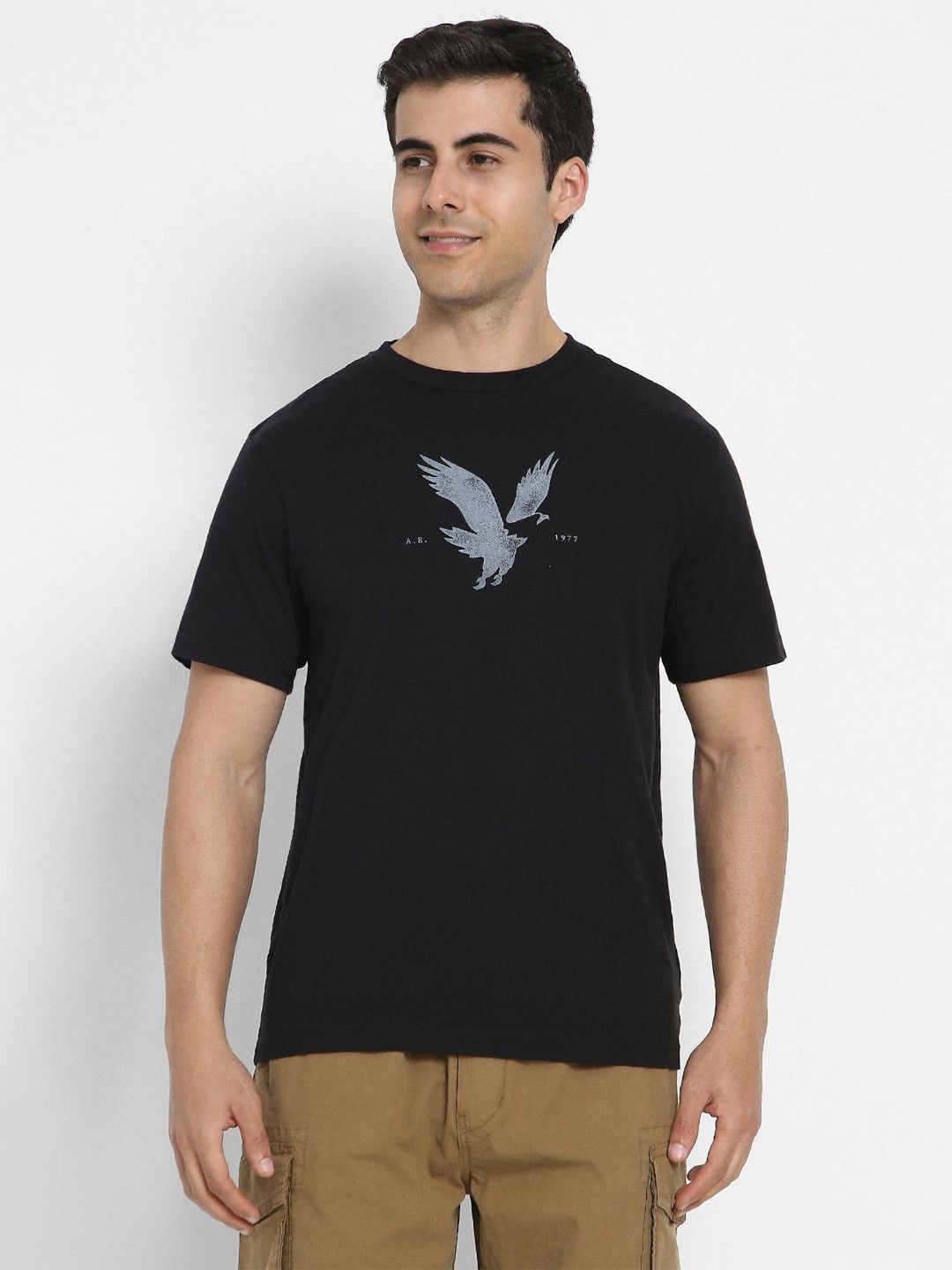 

AMERICAN EAGLE OUTFITTERS Men Graphic Printed Round Neck Cotton T-shirt, Black
