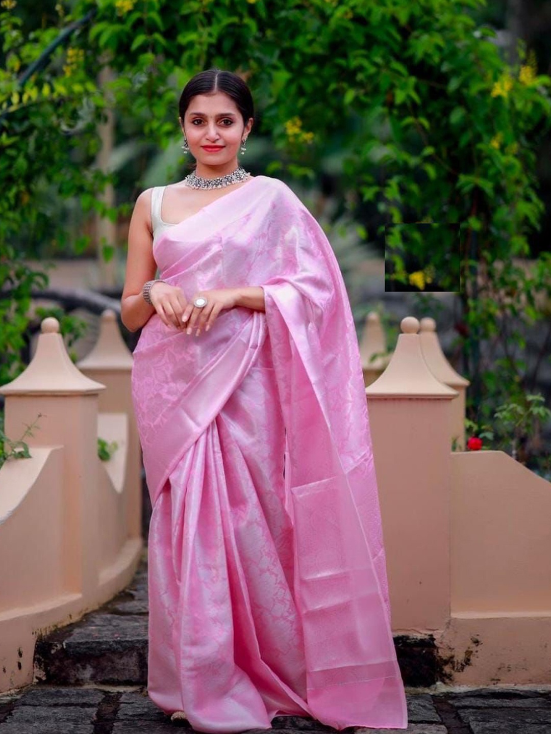 

LADY SHOPI Woven Design Zari Pure Silk Banarasi Saree, Pink