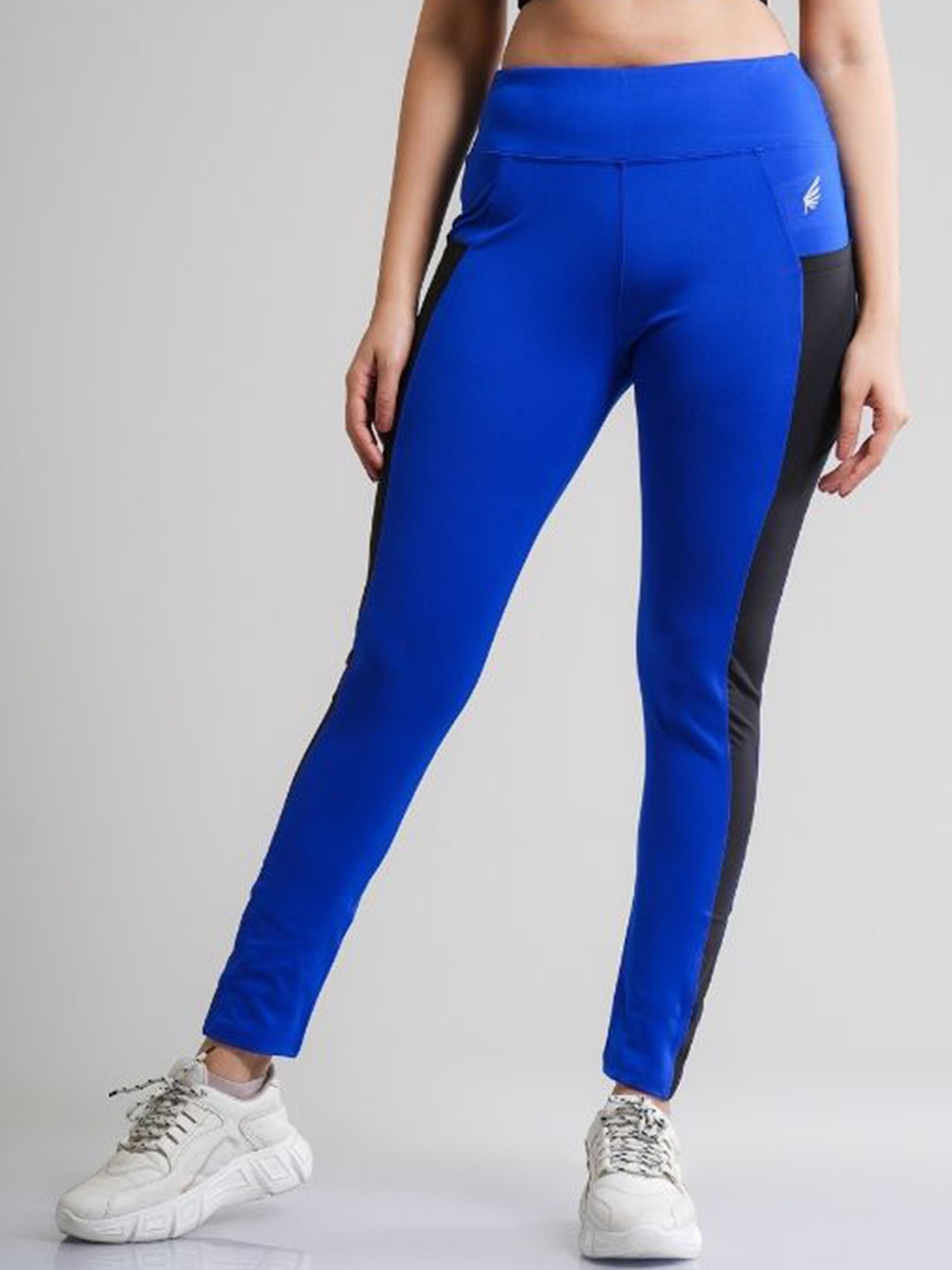 

FLURR Relaxed-Fit Rapid-Dry Tights, Blue