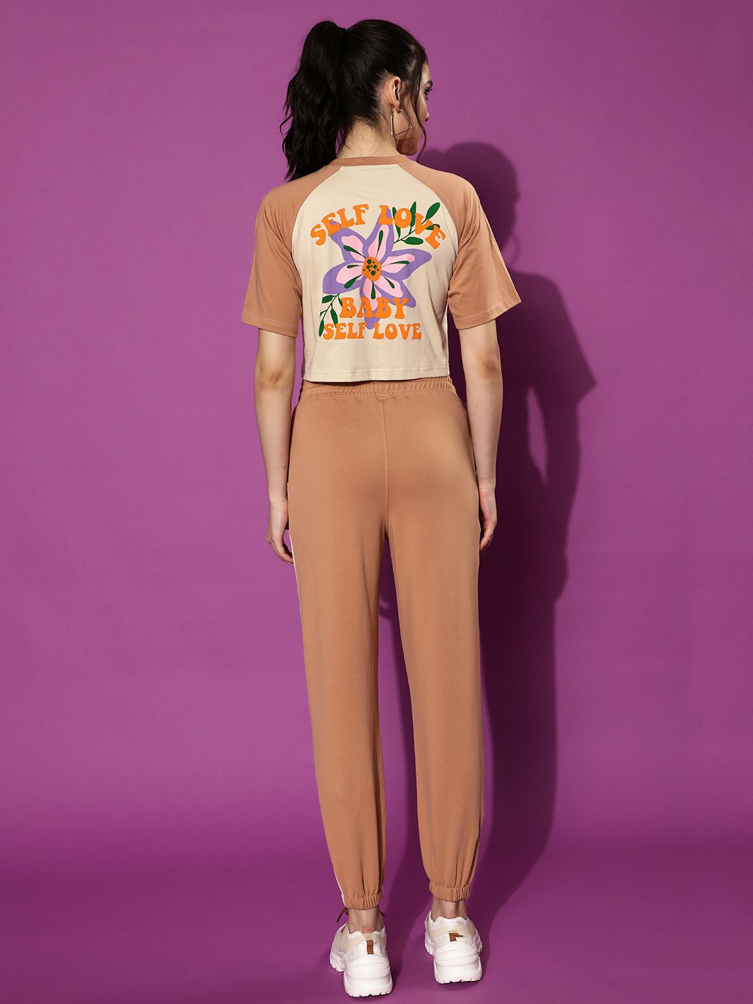 

JUNEBERRY Beige & Brown Back Printed V-Neck Crop Top With Trouser Co-Ords Set