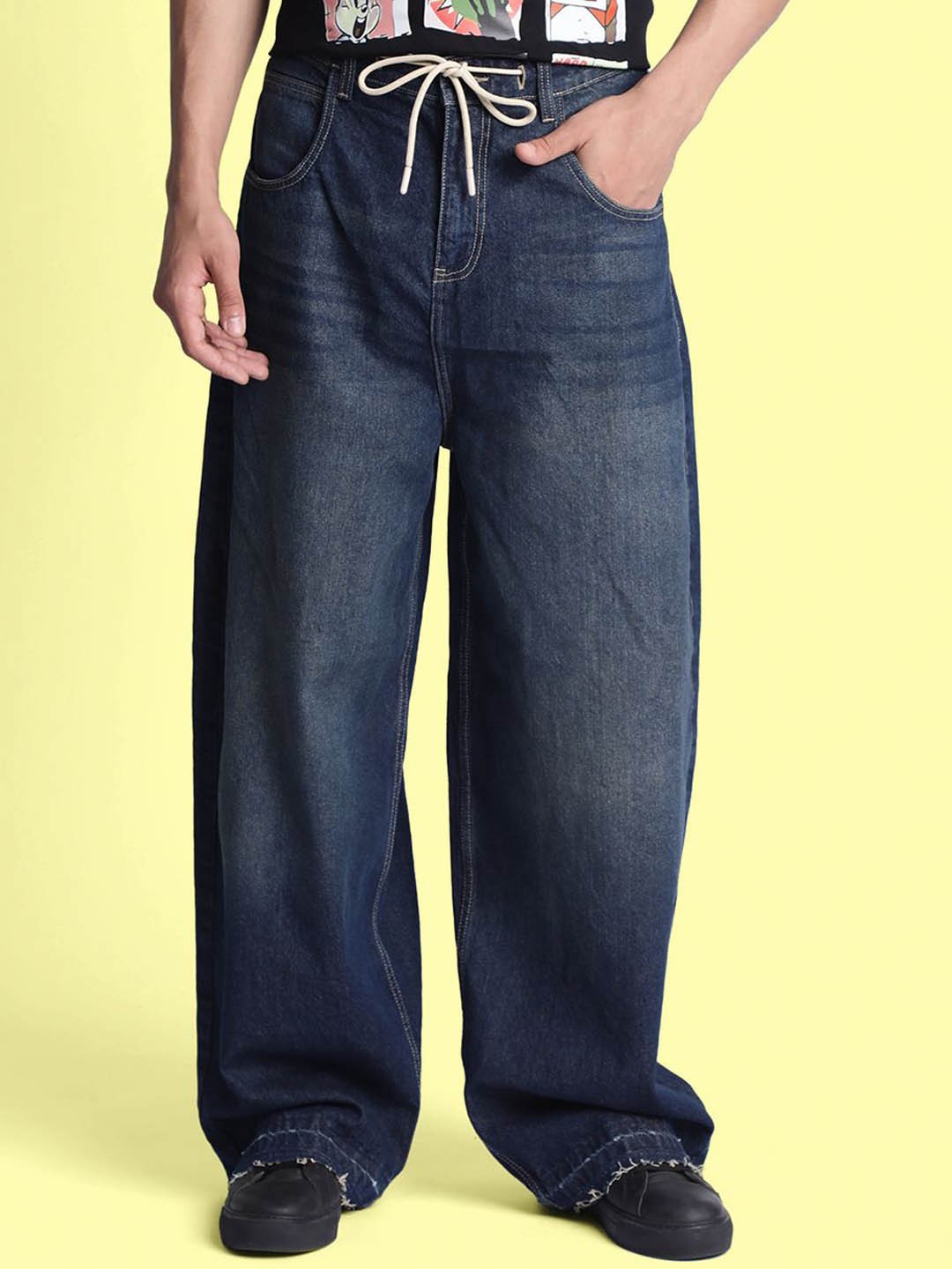 

Bene Kleed Men High-Rise Light Fade Jeans, Blue