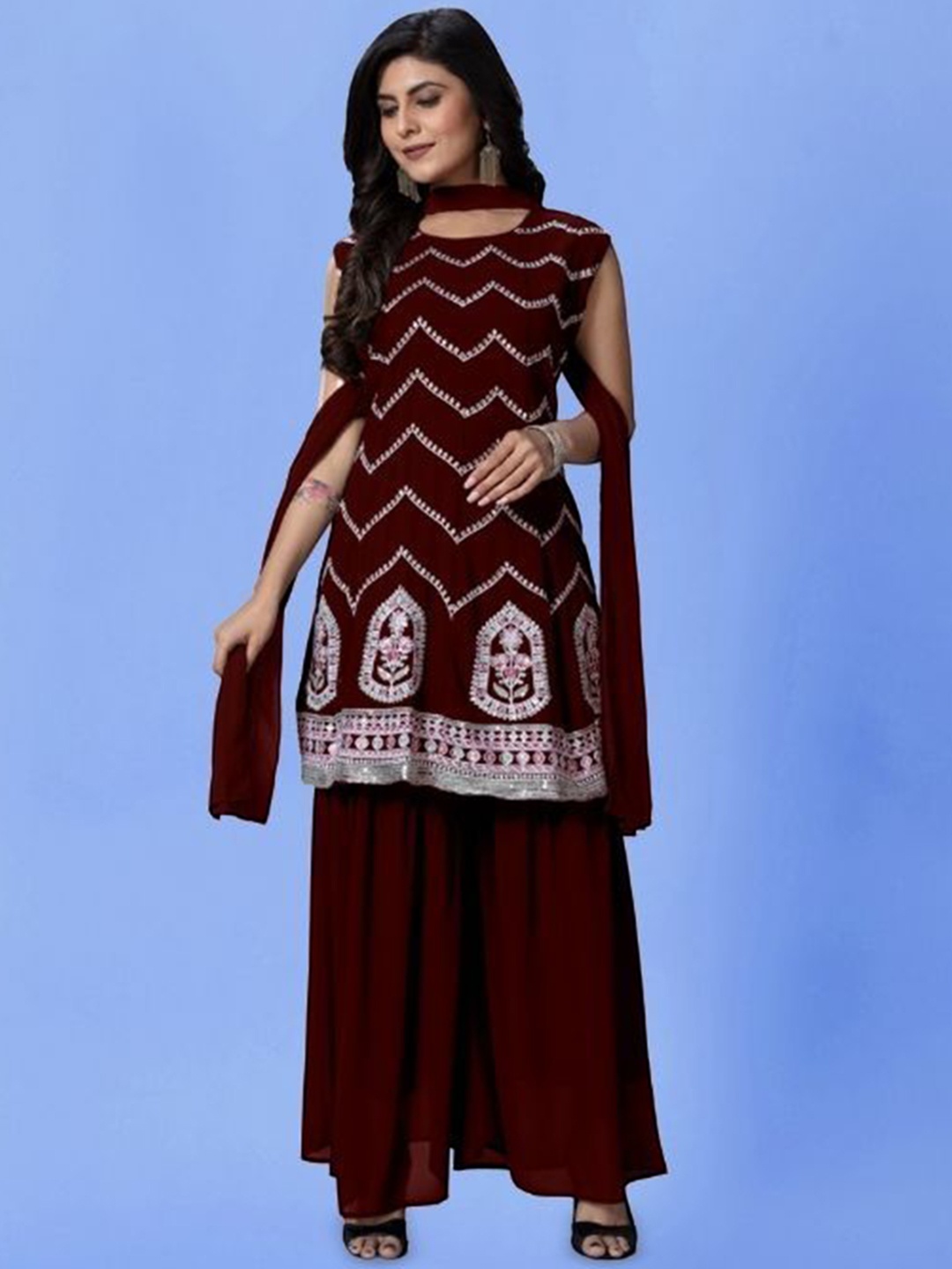 

PARROT CREATION Women Embroidered Regular Sequinned Kurti with Sharara & With Dupatta, Maroon