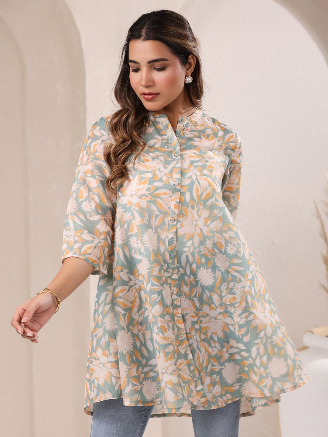 

Janasya Mandarin Collar Printed Tunic, Green
