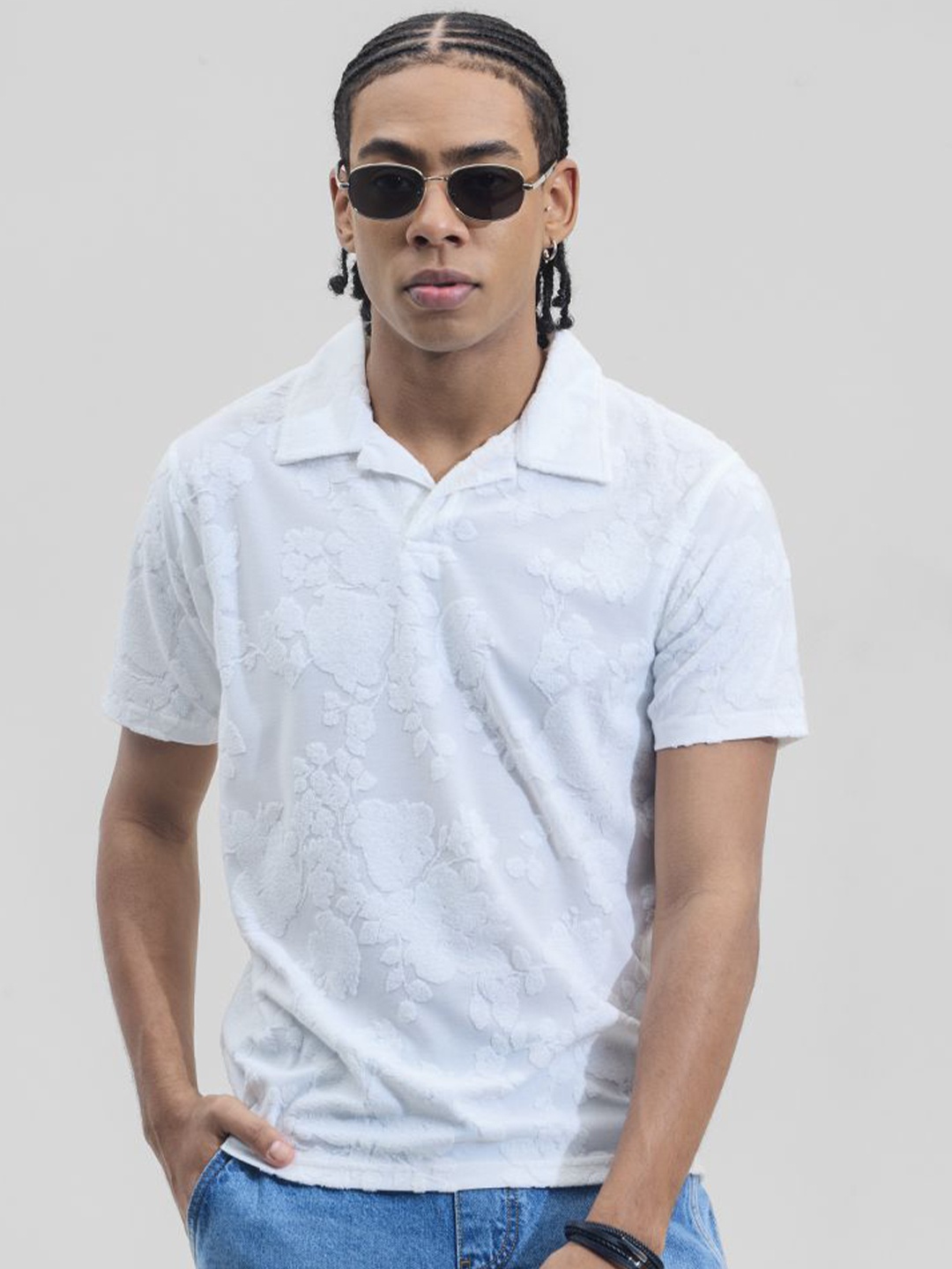 

Snitch Men Floral Printed Polo Collar Slim Fit T-shirt, Off white