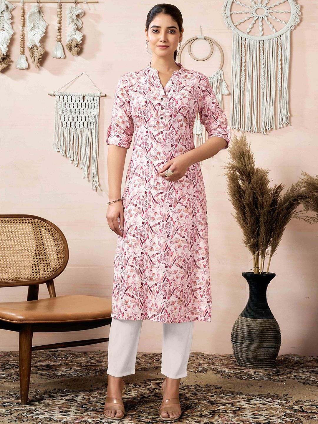 

Peachmode Women Floral Printed Mandarin Collar Pure Cotton Straight Kurta, Off white