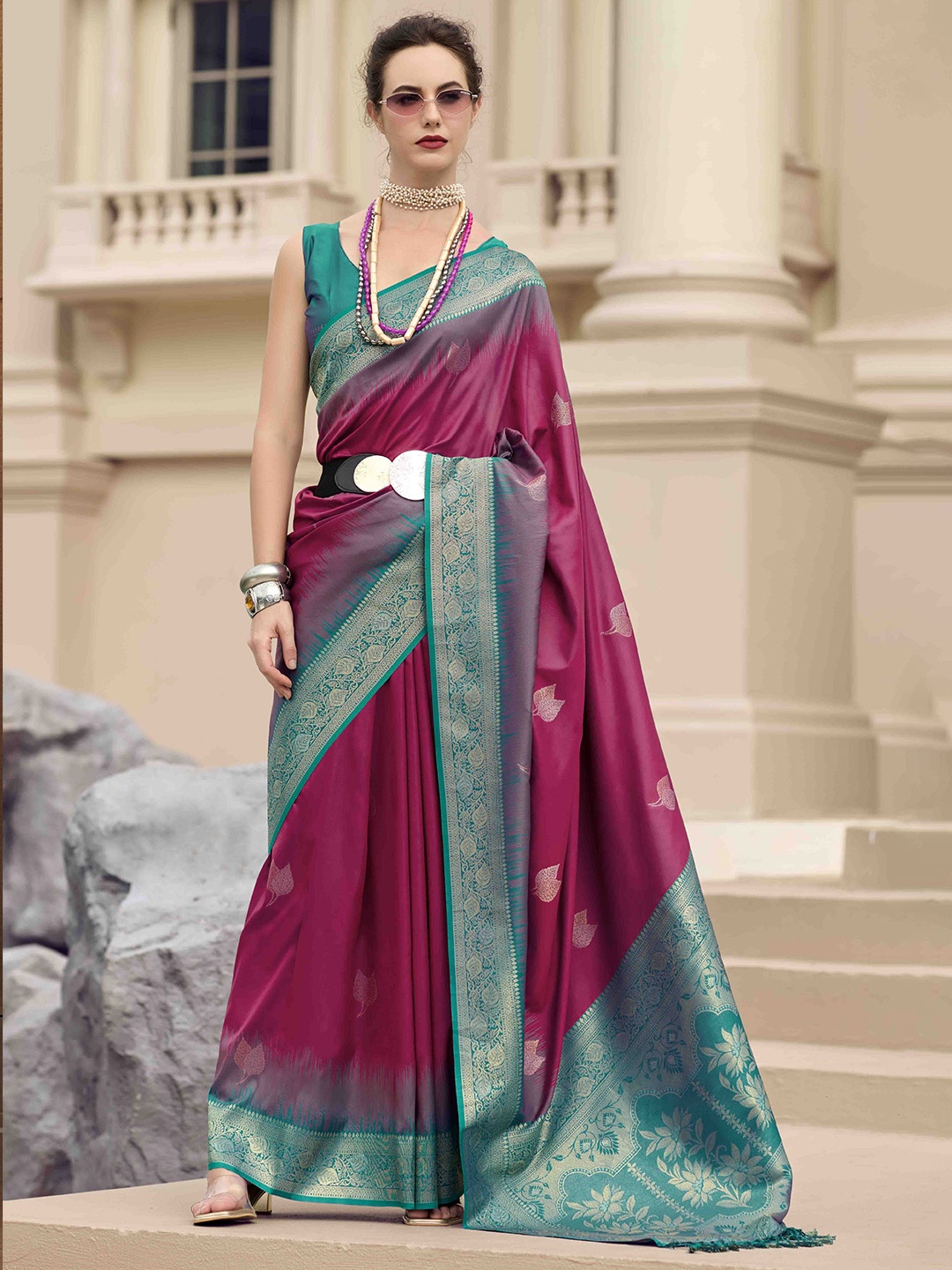 

Mitera Woven Design Zari Saree, Purple