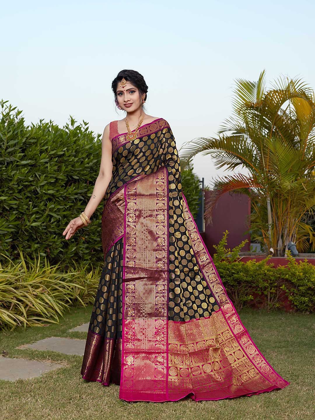 

JUST FASHION Woven Design Zari Banarasi Saree, Black