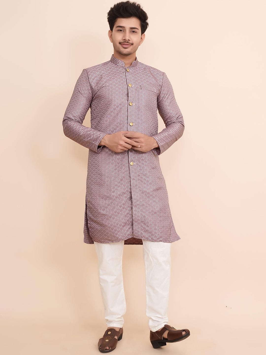 

BLURR Chevron Embroidered Mandarin Collar Jacquard Straight Kurta, Lavender
