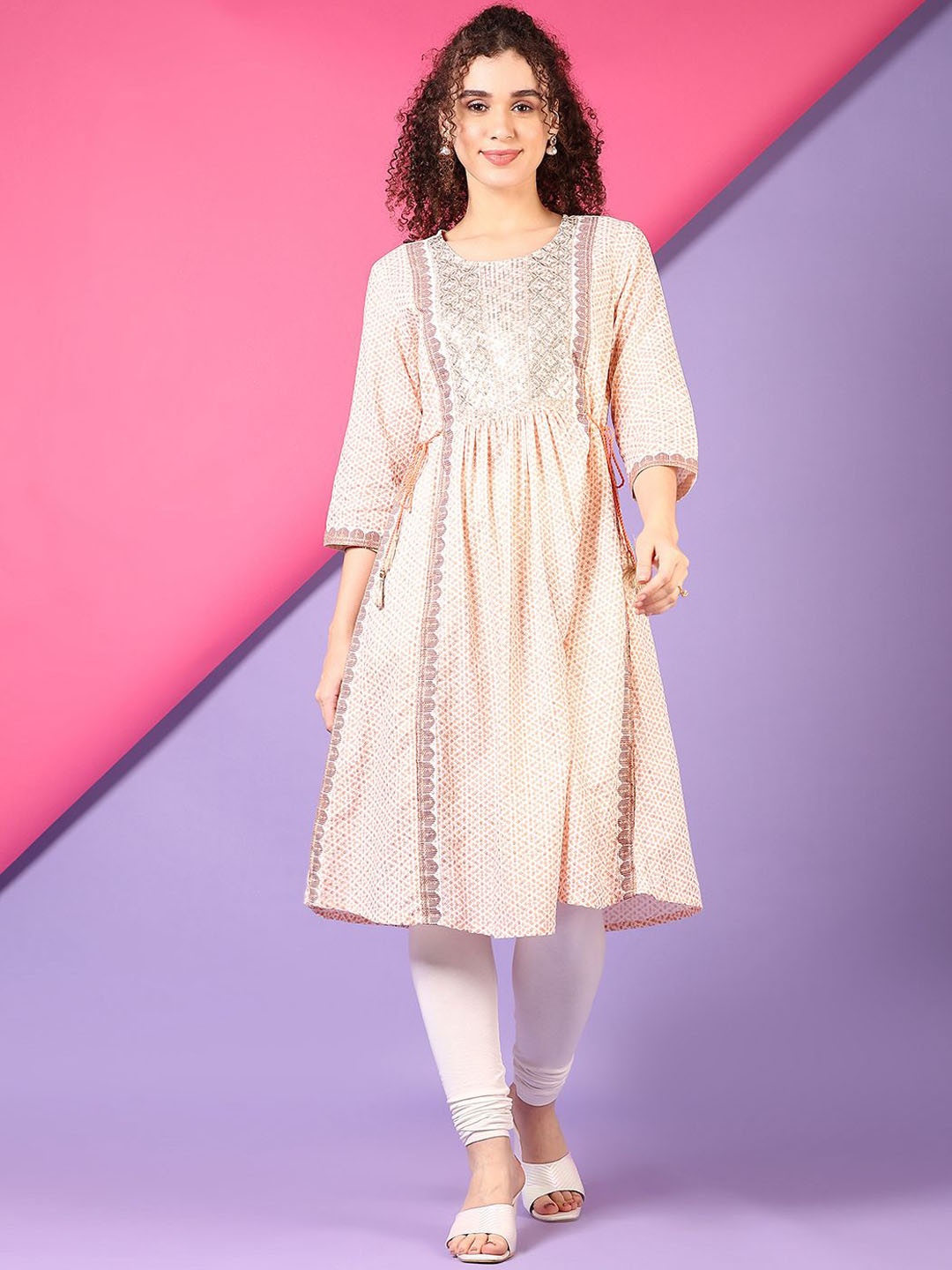 

V-Mart Geometric Printed Round Neck A-Line Kurta, Peach