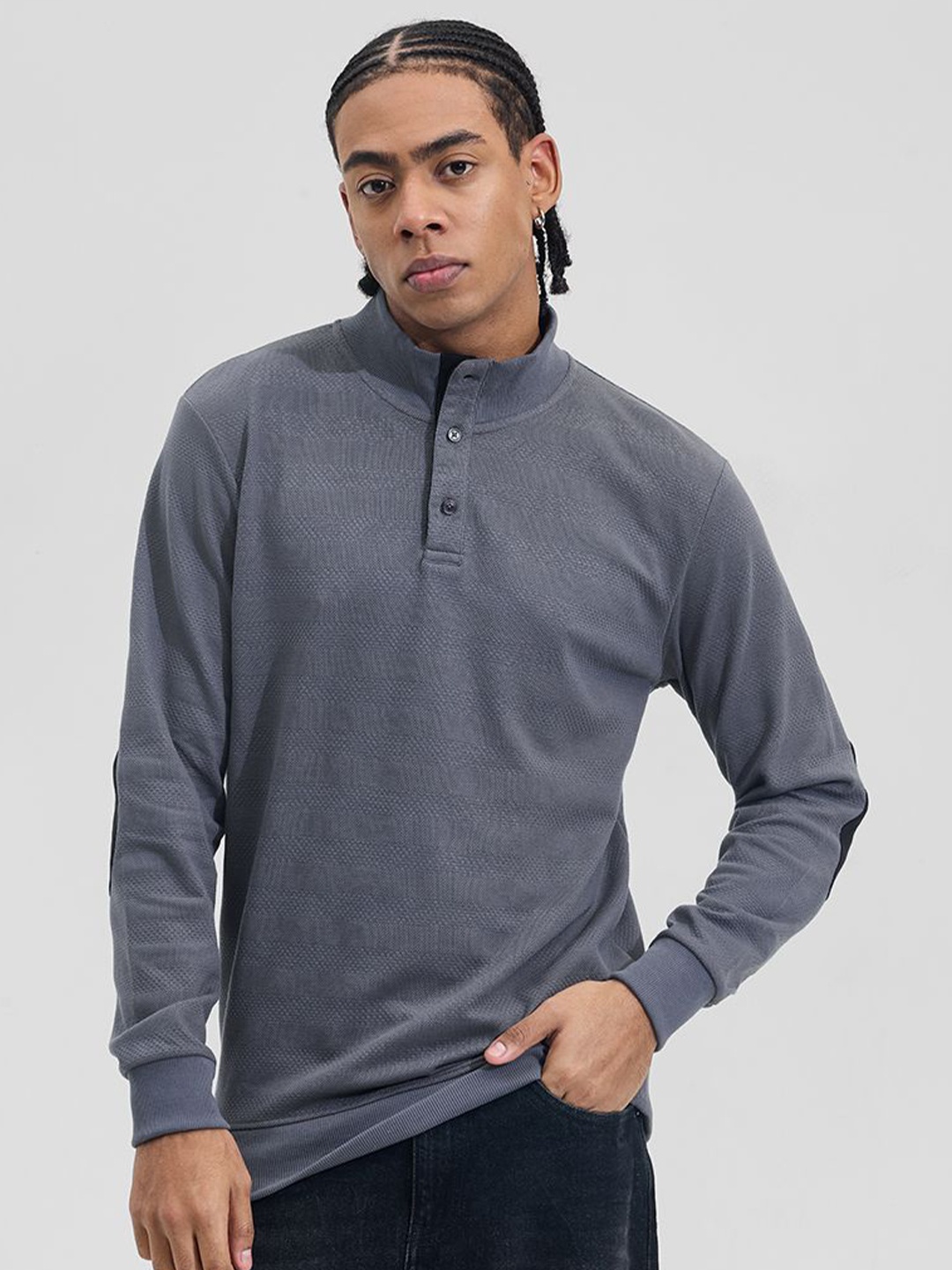 

Snitch Men Solid Henley Neck T-shirt, Charcoal
