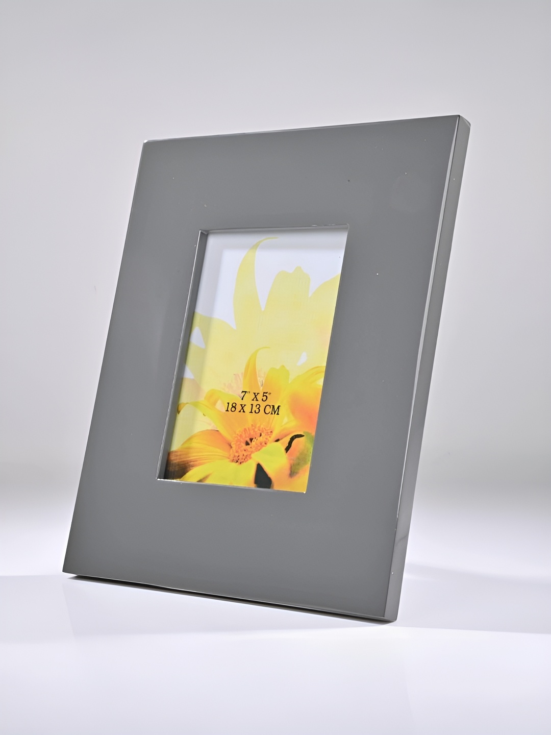 

giBOX Grey 1 Pieces MDF Table Photo Frames