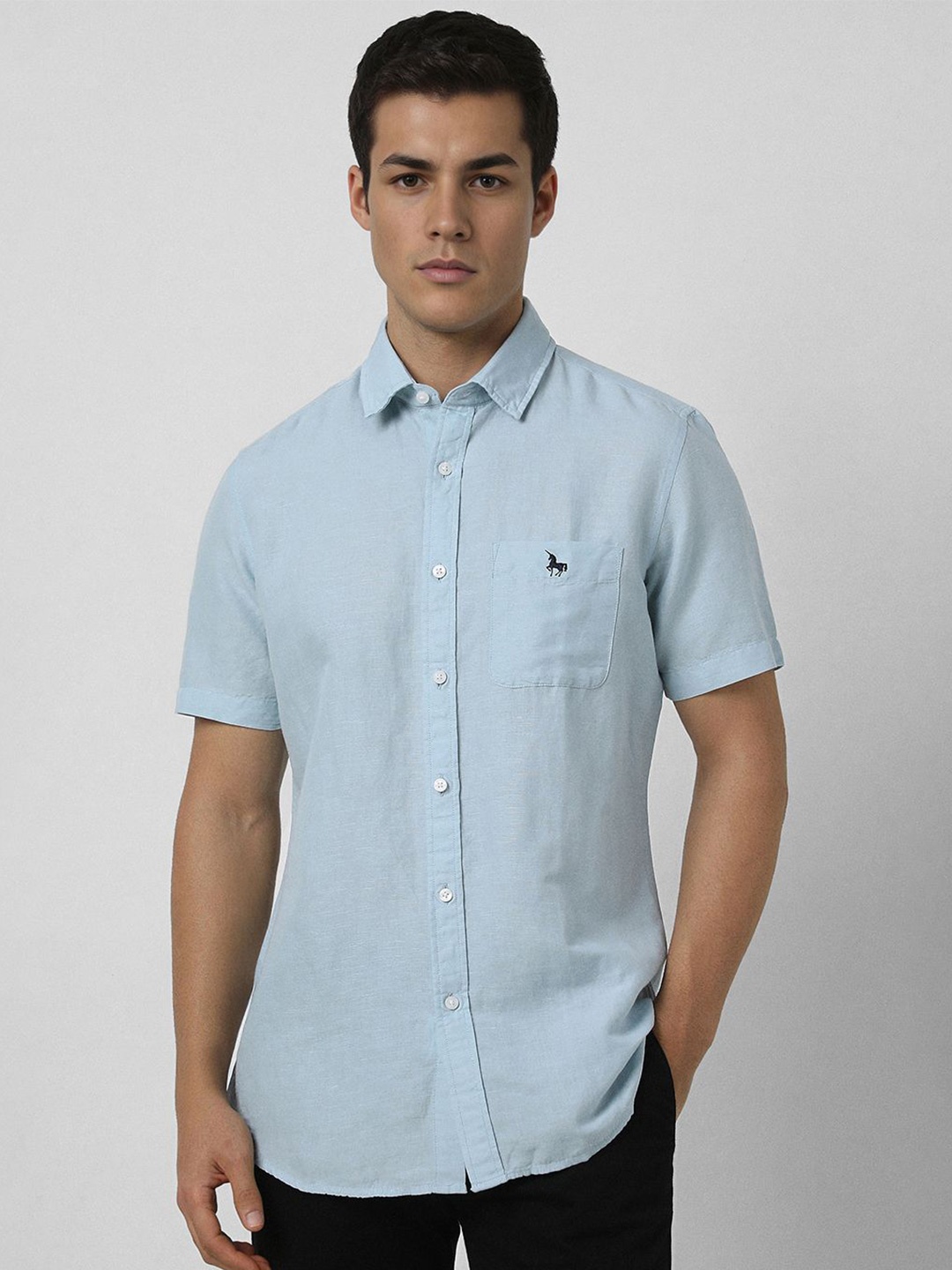 

Van Heusen Sport Men Slim Fit Opaque Casual Shirt, Blue