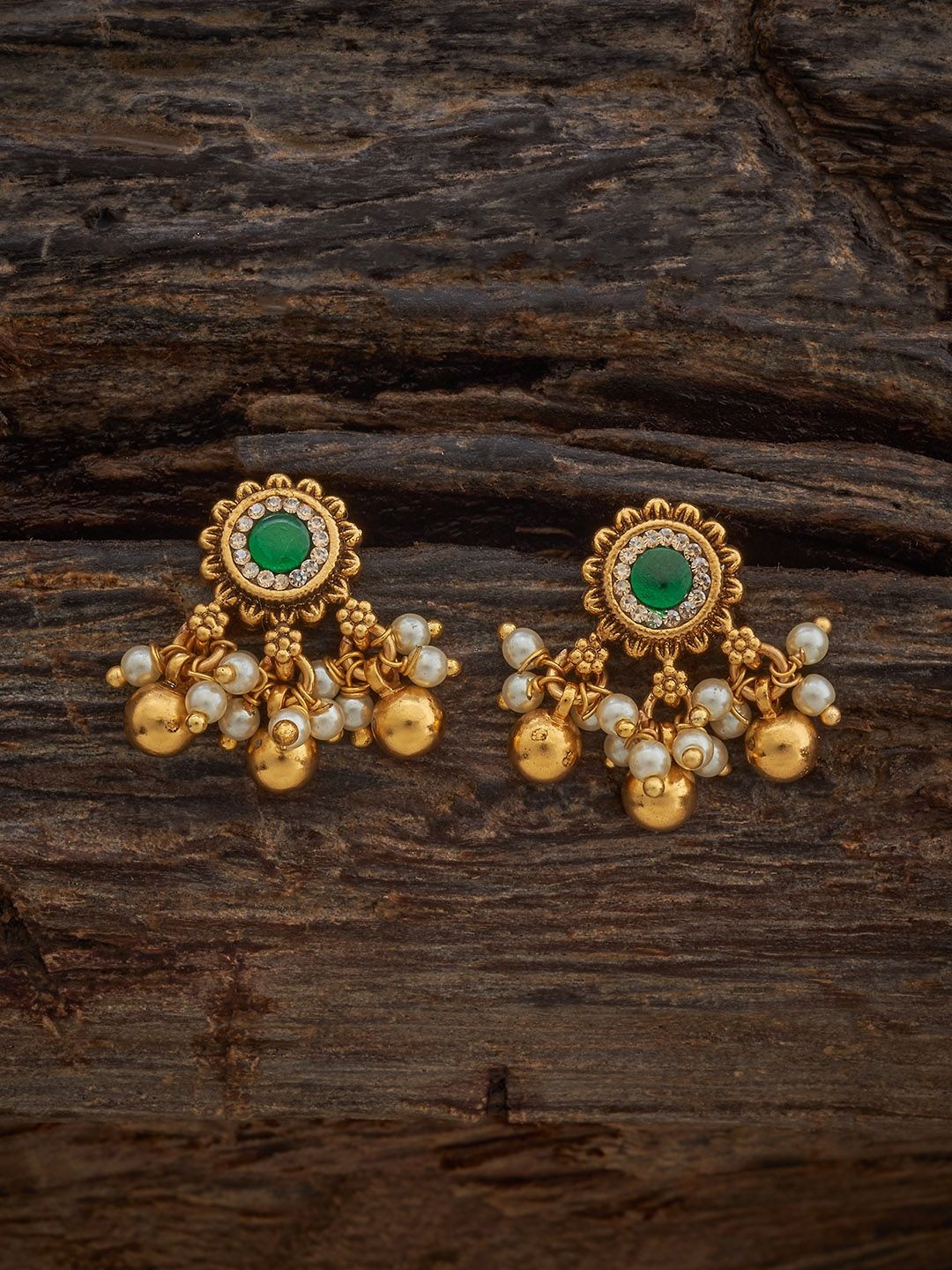 

Kushal's Fashion Jewellery Gold-Plated Pearls Classic Antique Studs