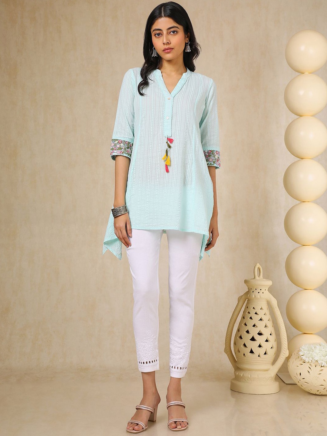 

Soch Women Embroidered Trousers, Off white