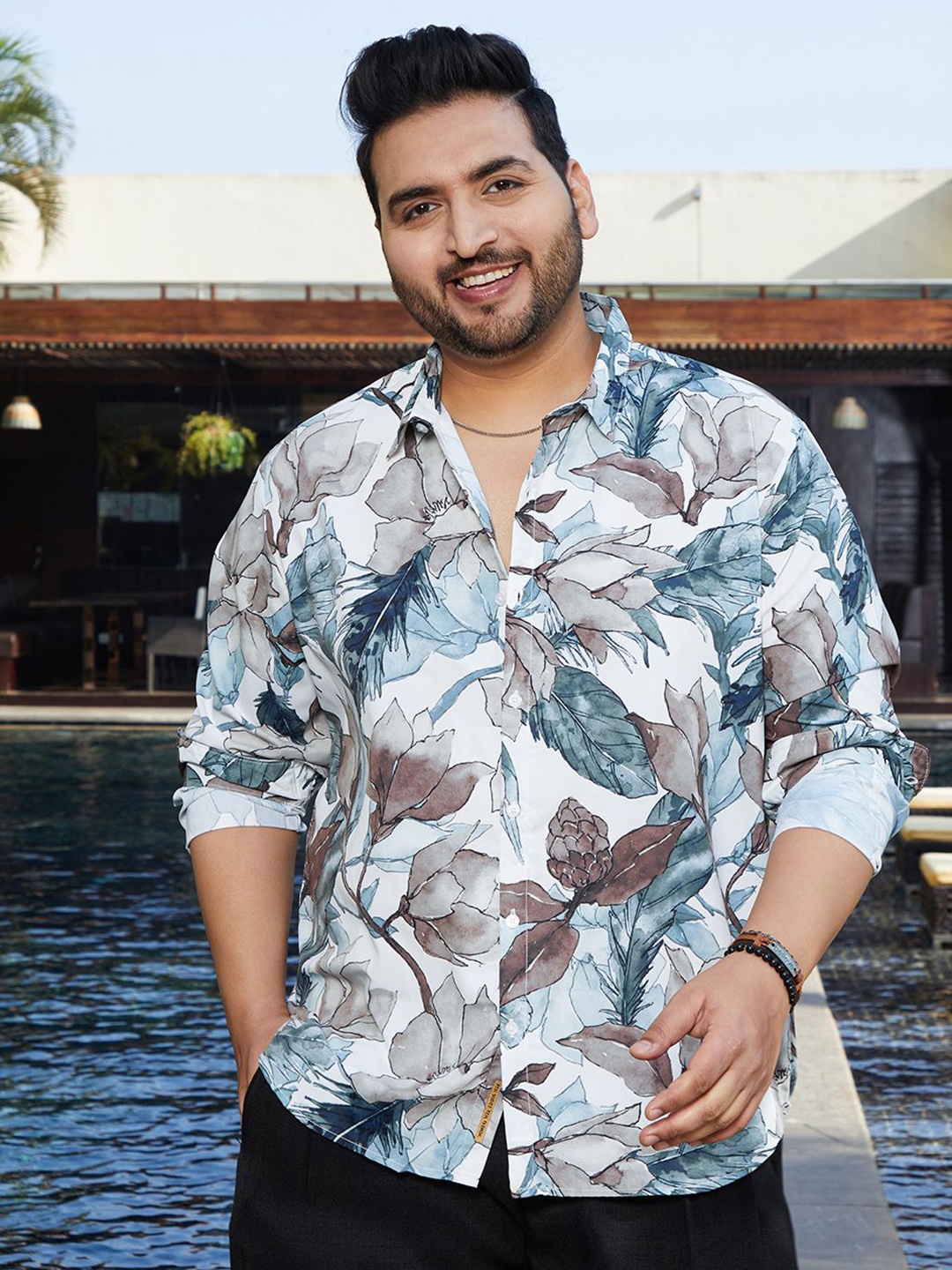 

Instafab Plus Men Comfort Opaque Printed Casual Shirt, Multi