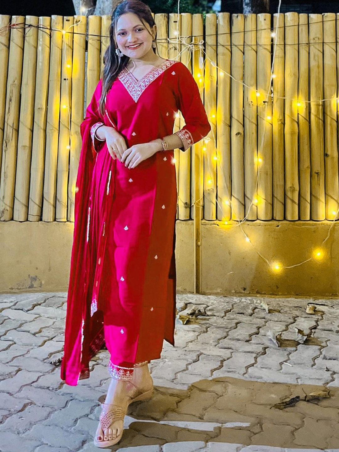 

VredeVogel Floral Embroidered V-Neck Thread Work Straight Kurta With Trouser And Dupatta, Pink