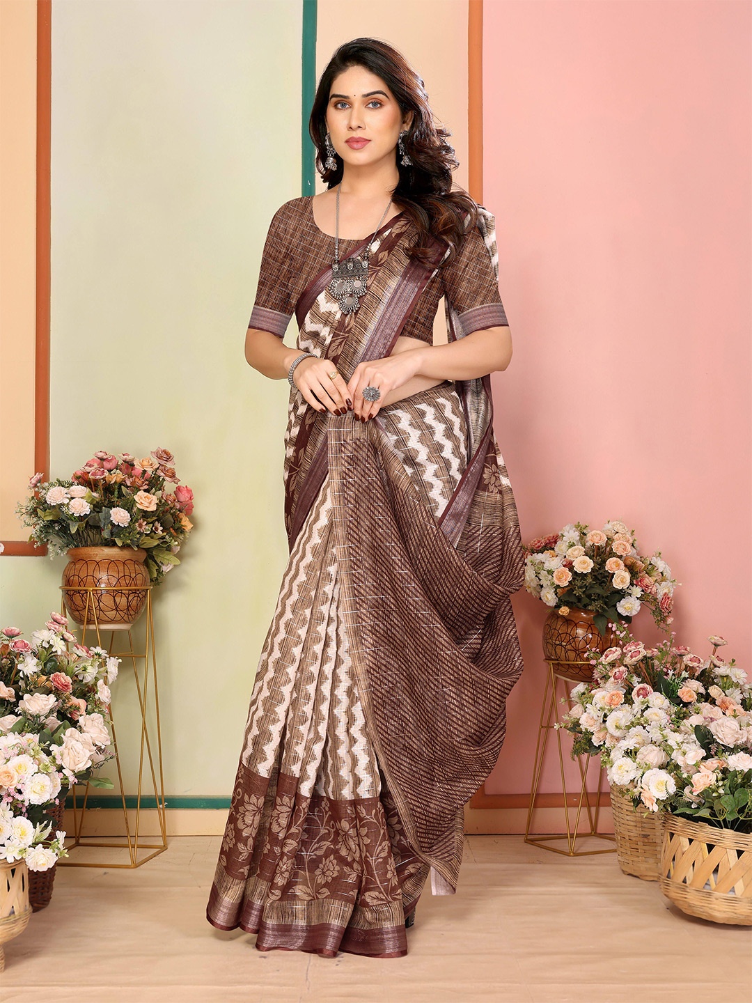 

Moda Rapido Floral Printed Zari Chanderi Saree, Brown