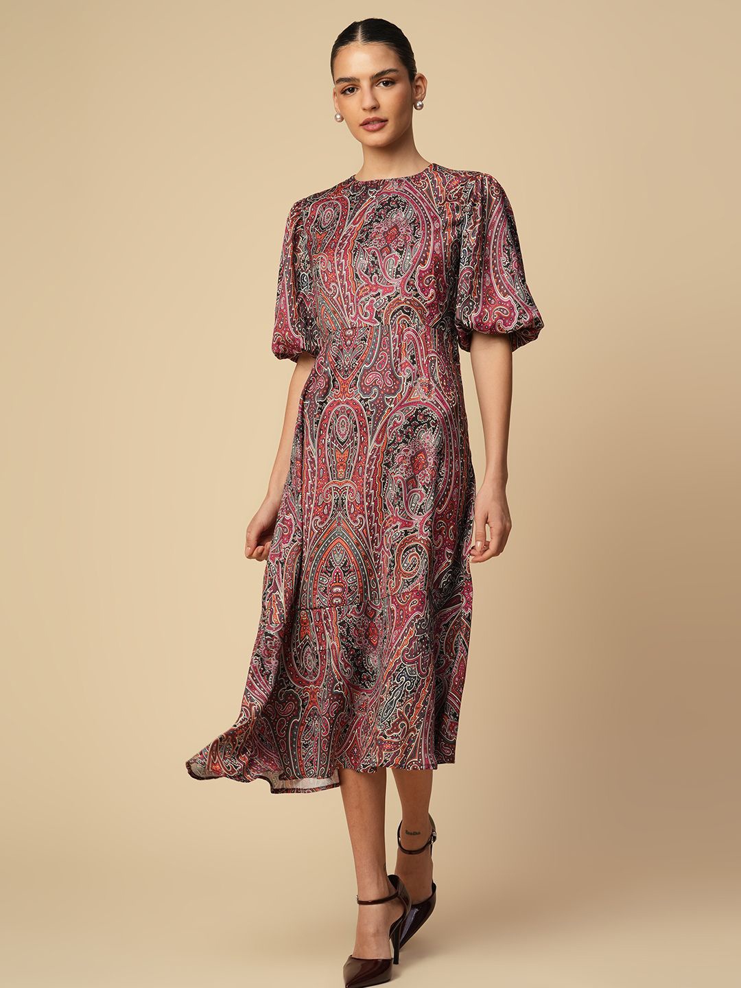 

Chemistry Paisely Printed Puff SleeveA-Line Midi Dress, Pink