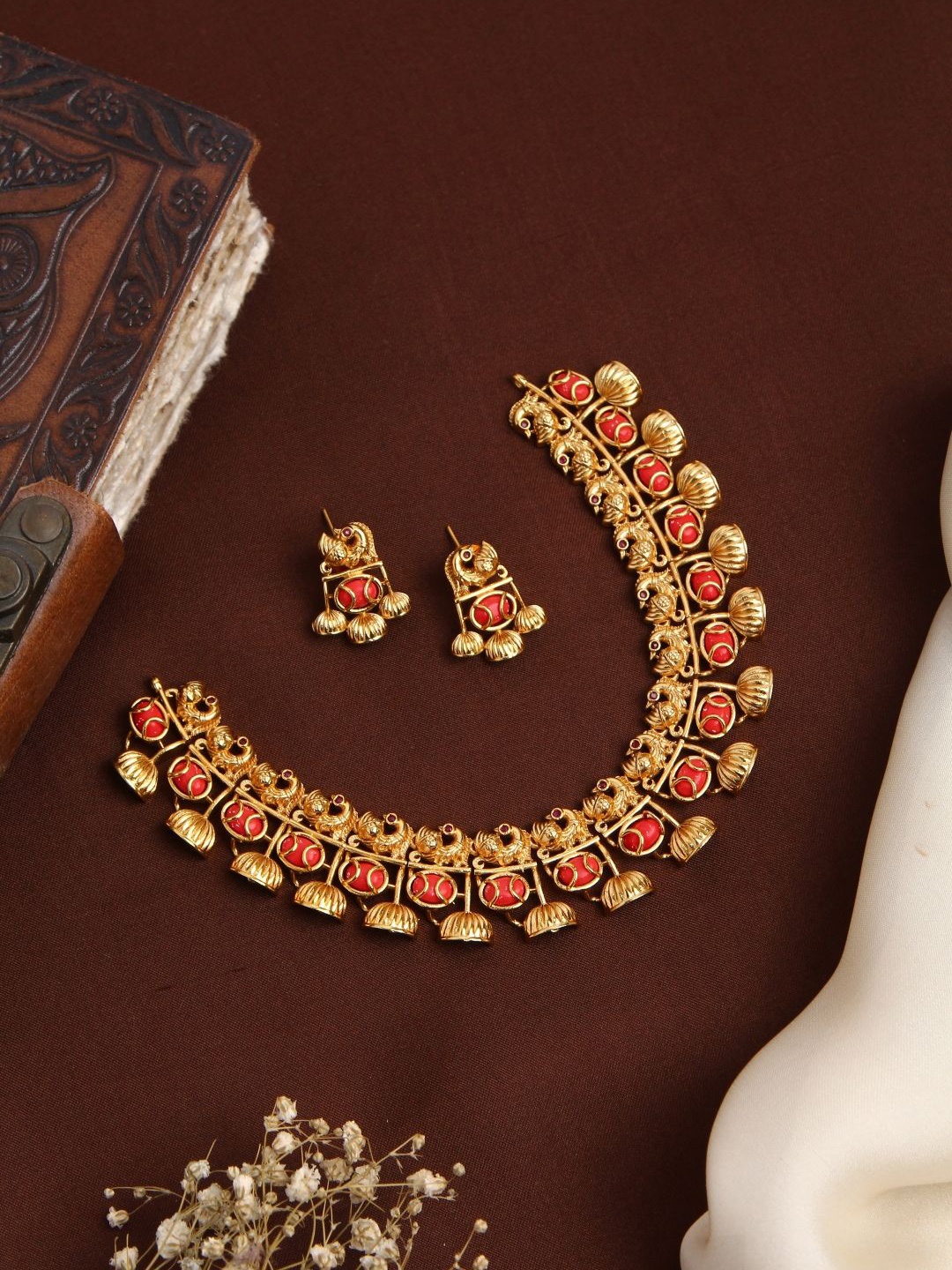 

Kattam Gold Plated Coral Peacock Choker Set