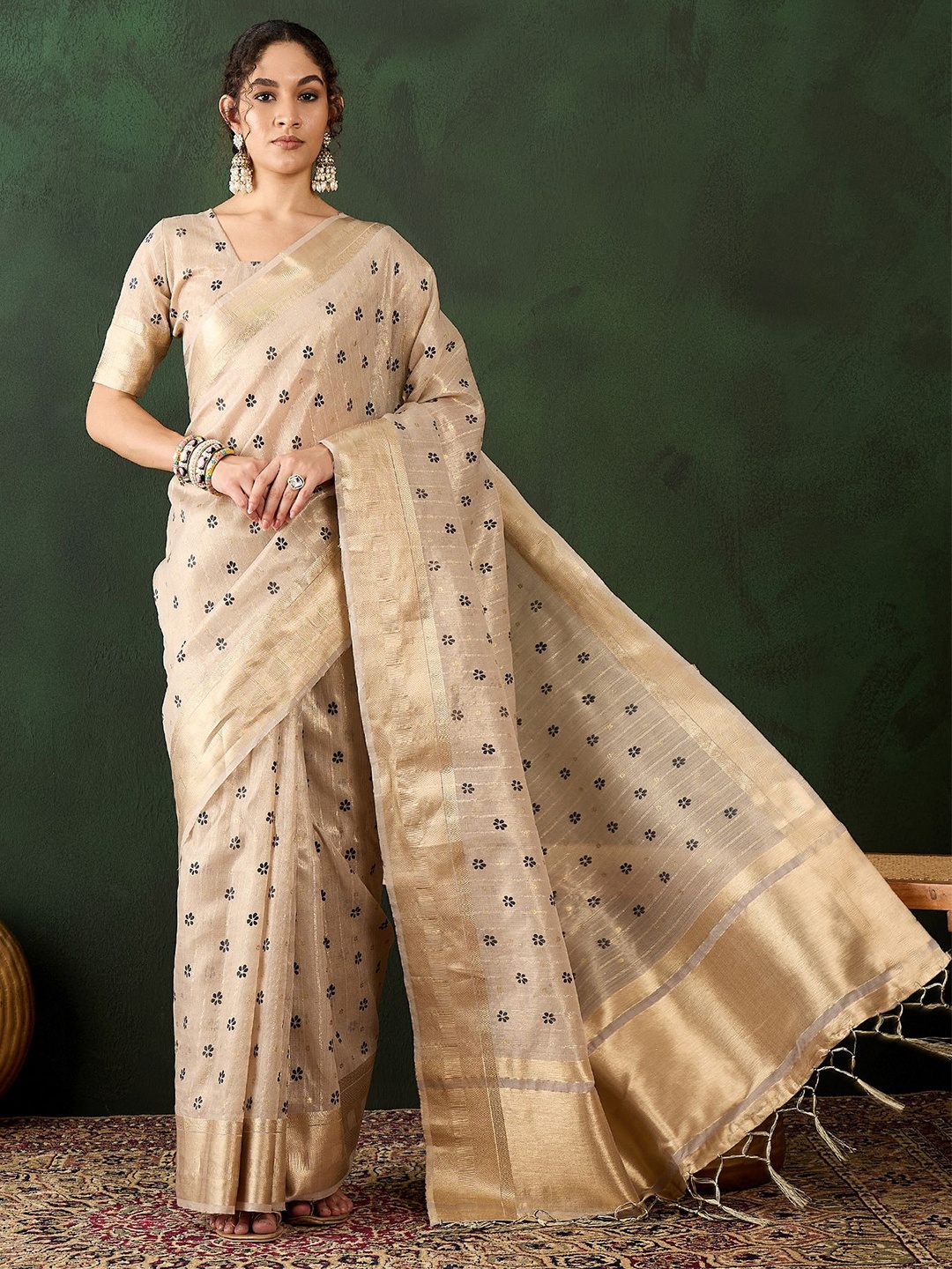 

Maroosh Woven Design Zari Organza Banarasi Saree, Beige