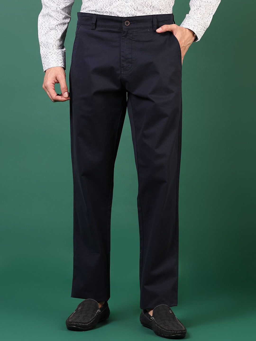 

V-Mart Men Chinos Trousers, Grey