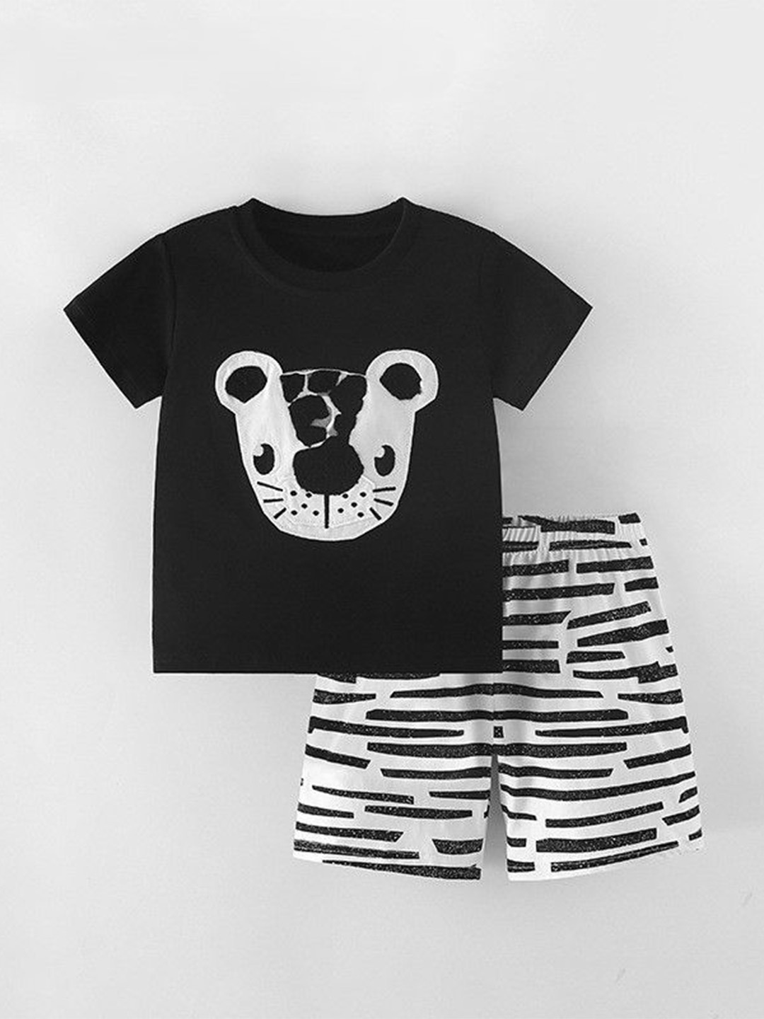 

YK Boys Printed Pure Cotton T-shirt with Shorts Clothing Set, Black