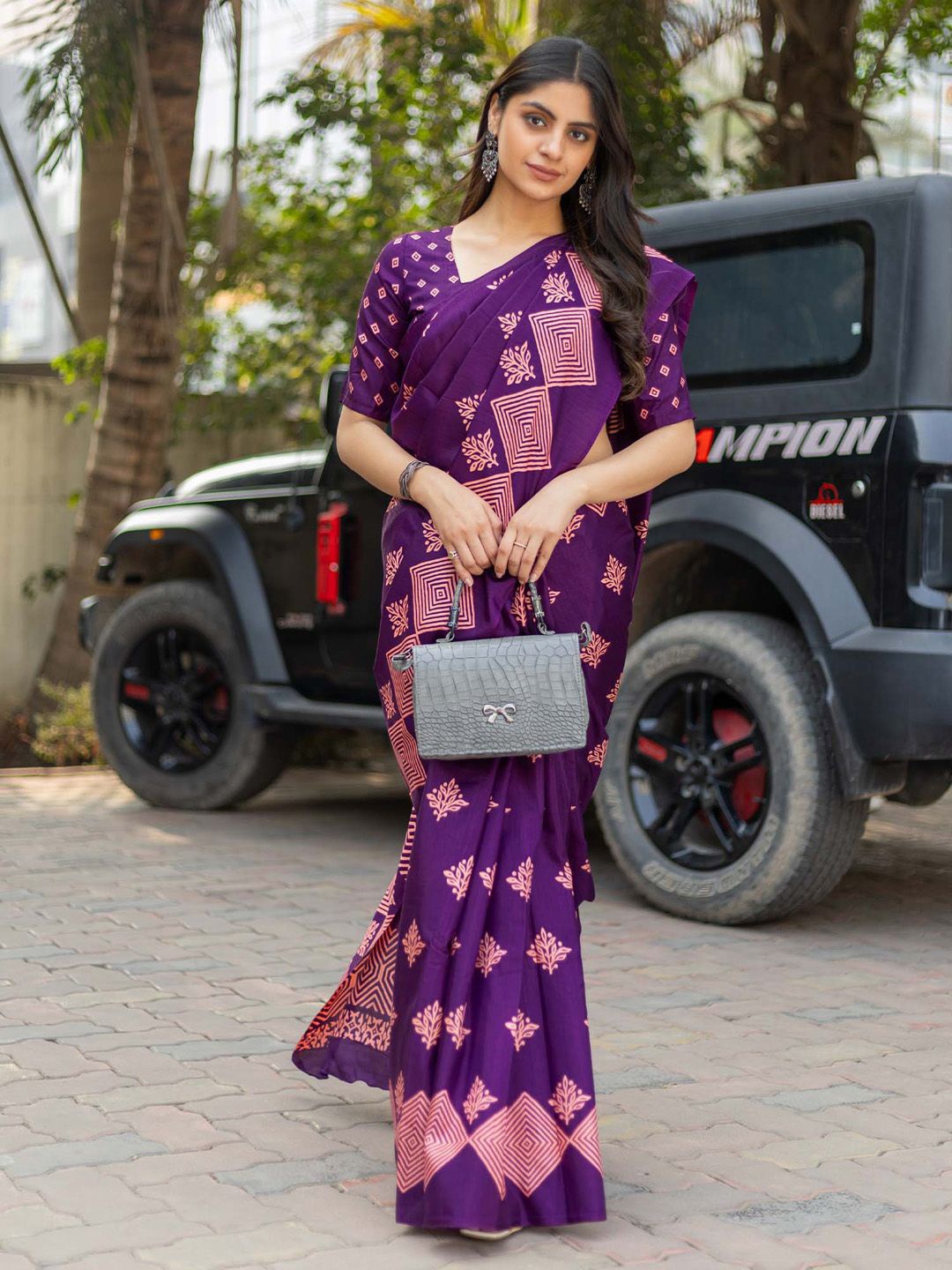 

KALINI Floral Silk Blend Dabu Saree, Purple