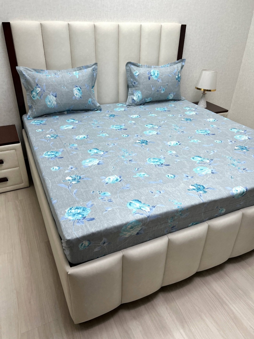

Pure Decor Velar Blue Printed Cotton 300 TC Super King Size Bedsheet Set 2.74 m x 3.04 m