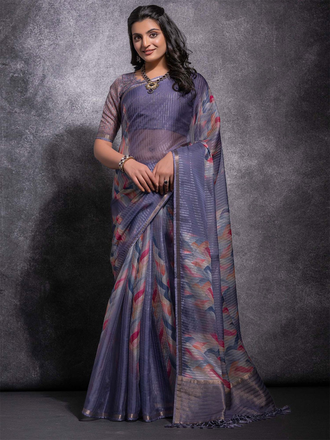 

Anouk Linen Blend Woven Design Zari Sungudi Saree, Lavender