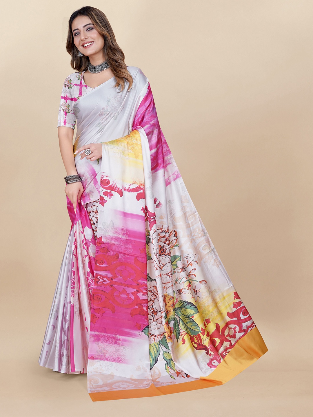 

DIVASTRI Floral Satin Saree, Pink