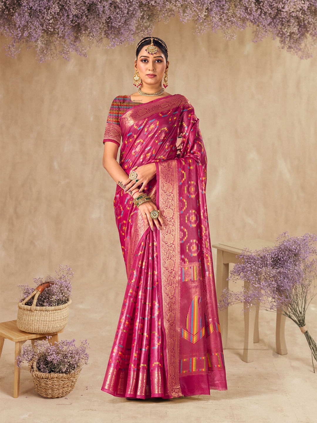 

DIVASTRI Woven Design Zari Organza Kanjeevaram Saree, Pink