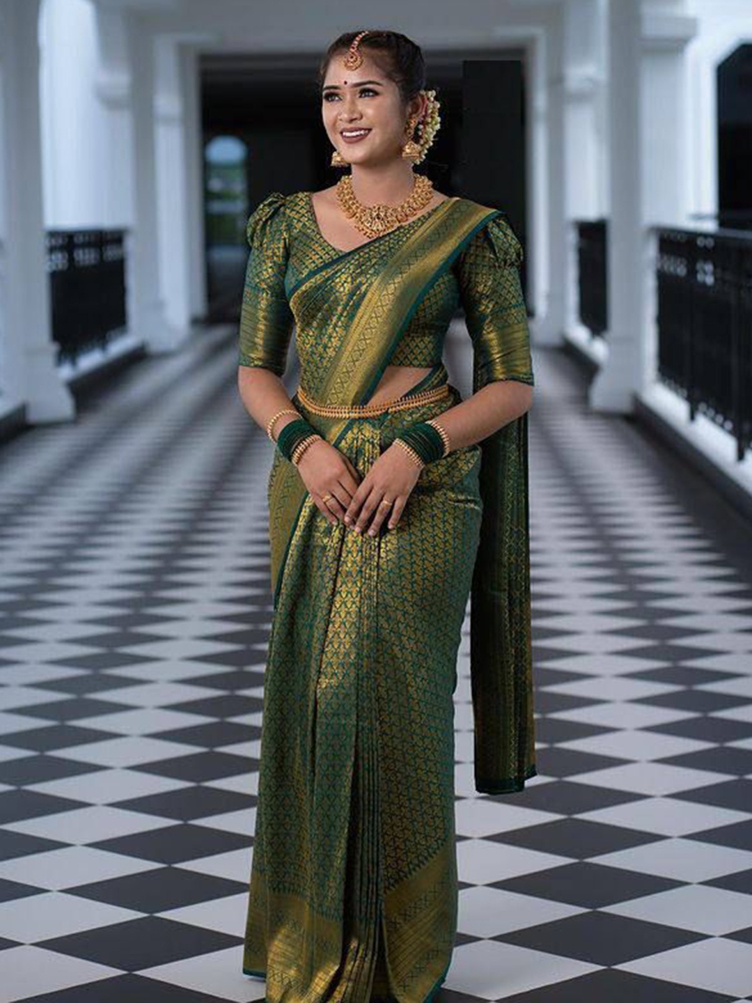 

A TO Z CART Woven Design Zari Pure Silk Banarasi Saree, Green