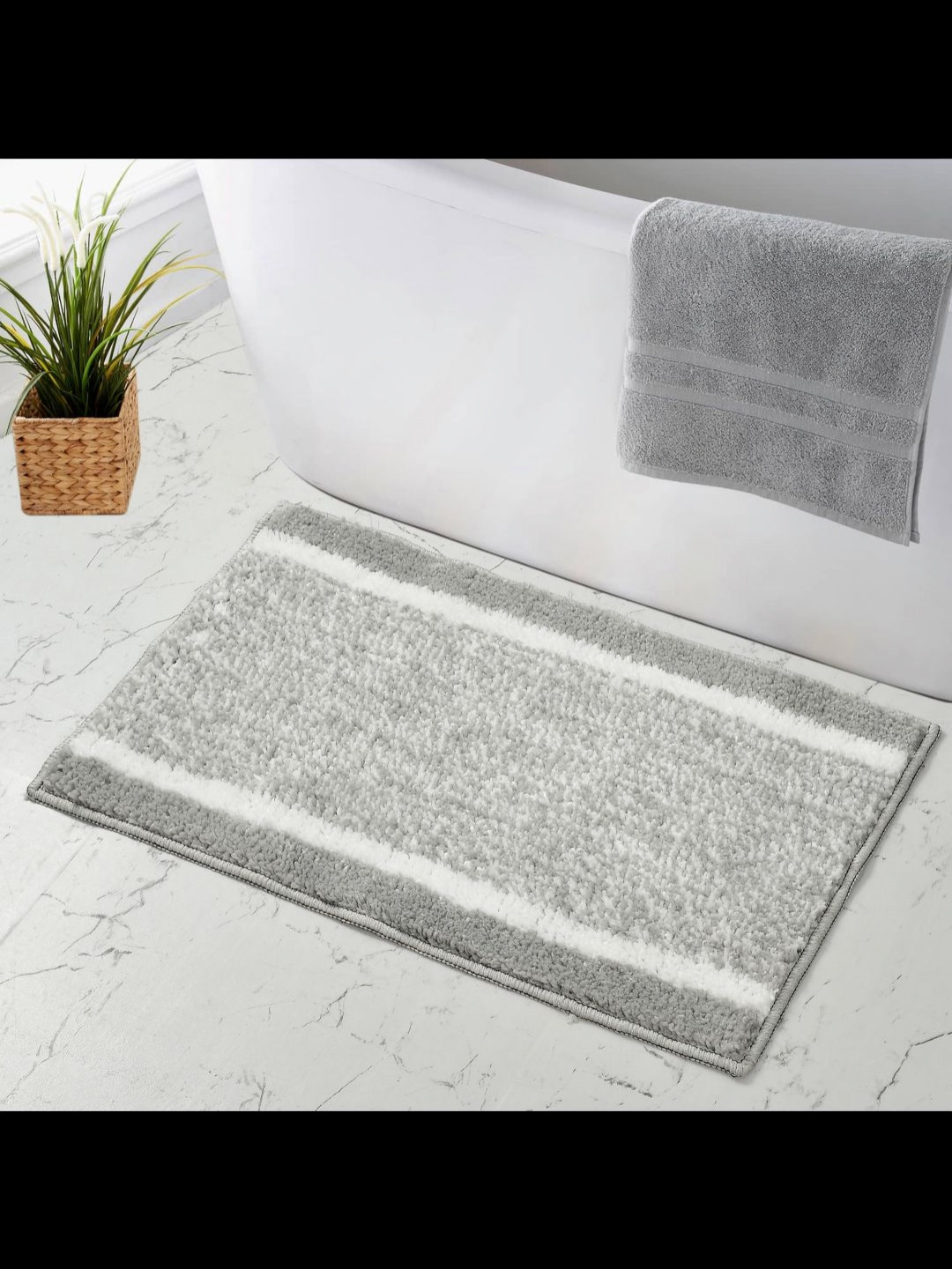 

MAA HOME CONCEPT Grey & White Textured Microfiber Anti Skid 1600 GSMBathMat