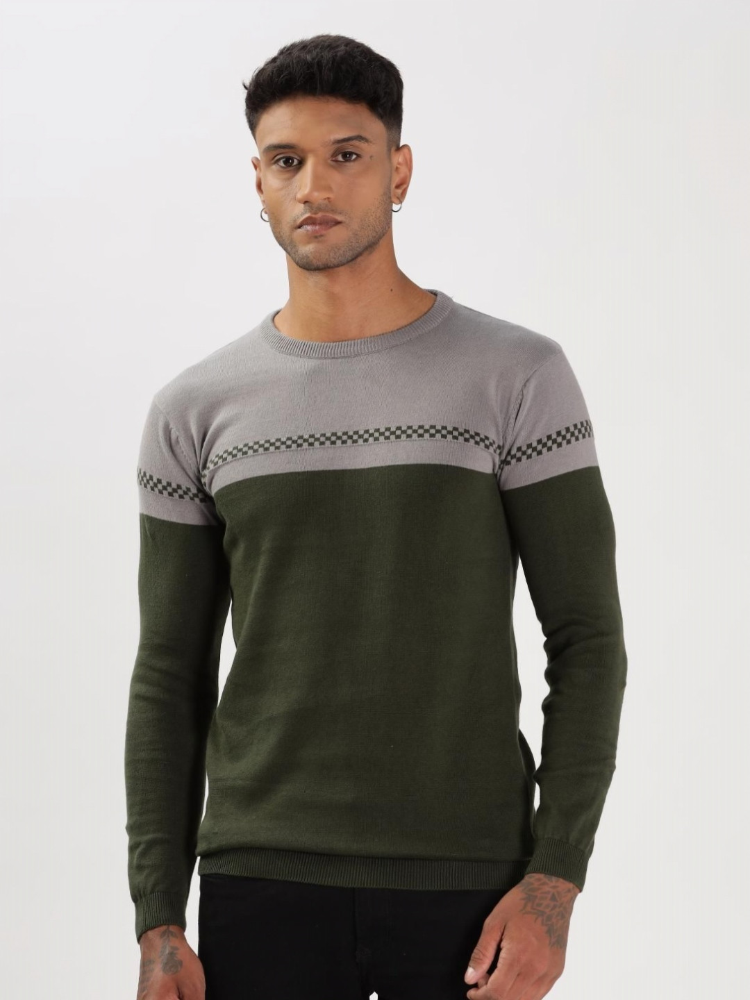 

COLOR HUNT Men T-shirt, Grey