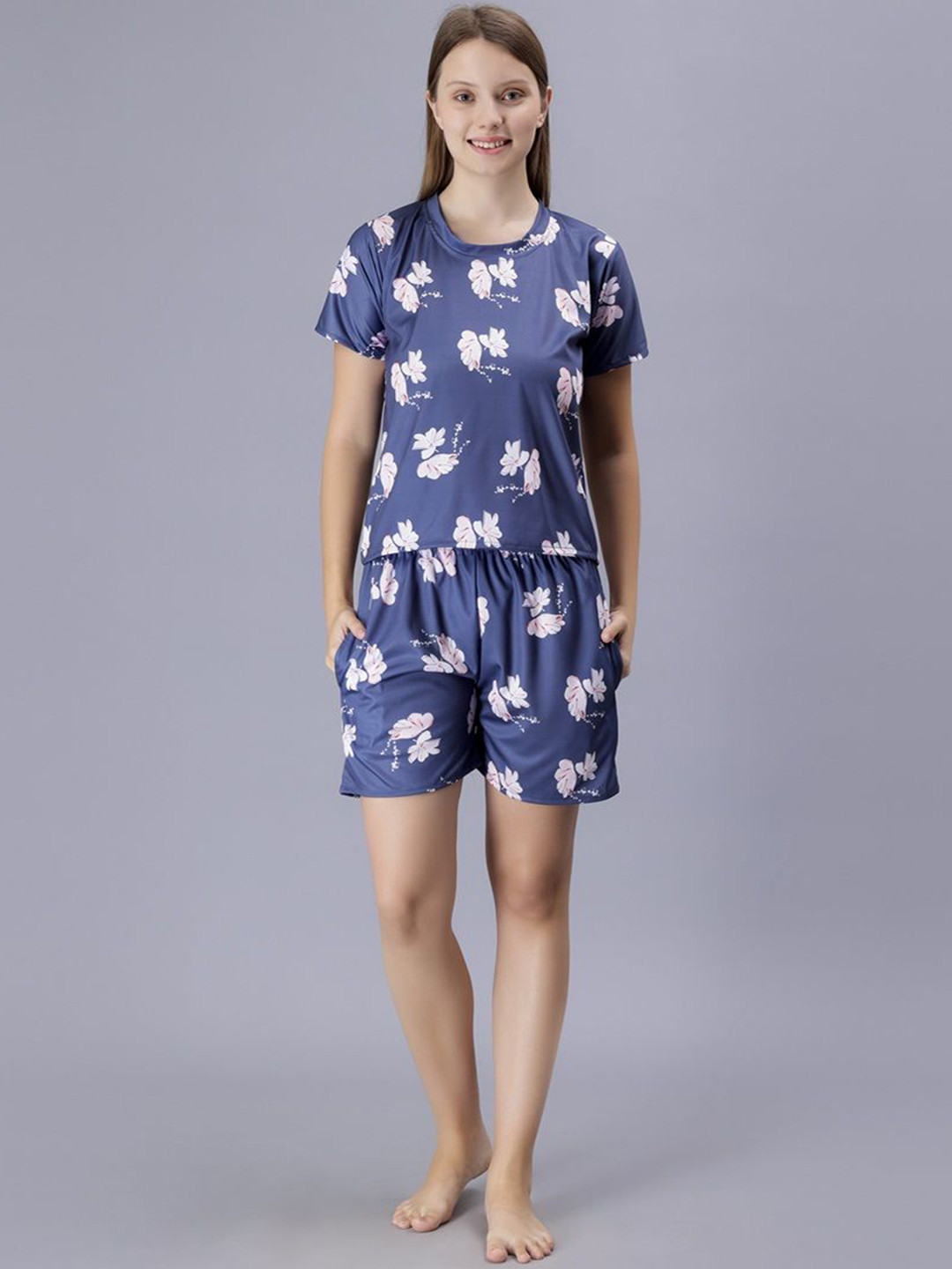 

XPIOX Floral Printed Night Suits, Grey