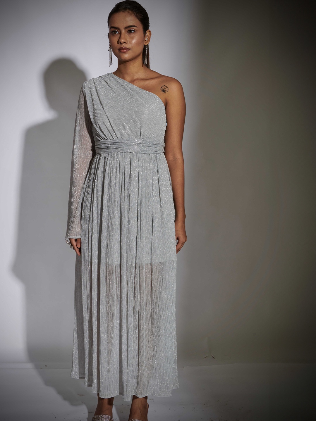

WEAVING CULT Women's One Shoulder Maxi Dress, Silver