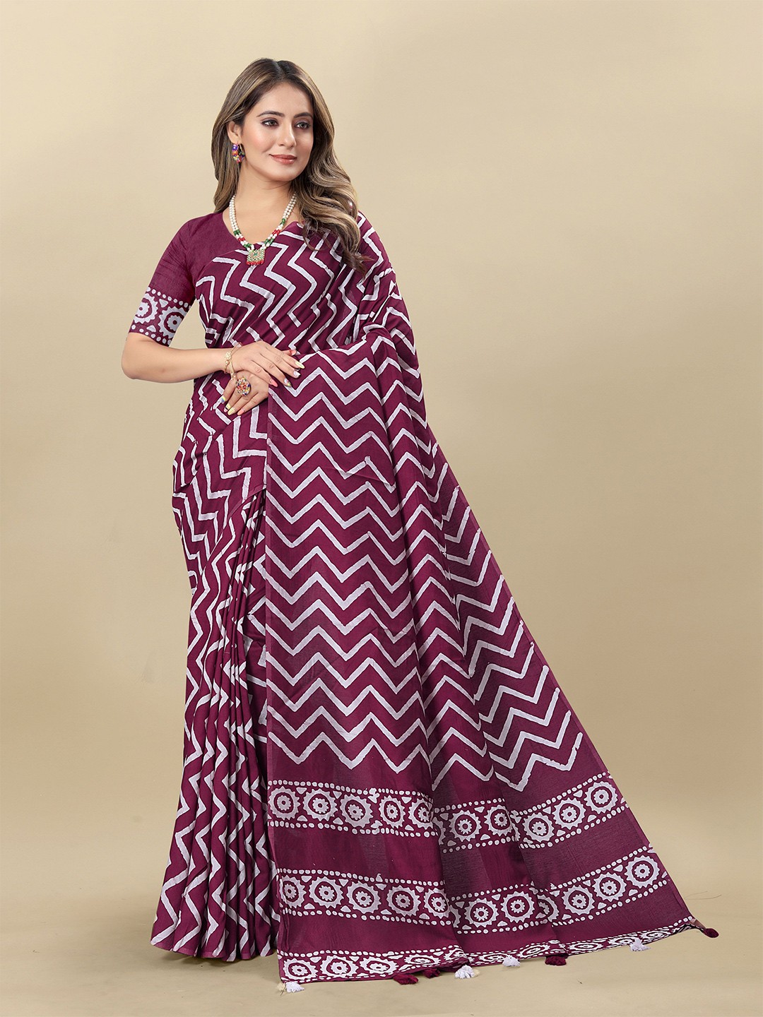 

DIVASTRI Batik Saree, Purple