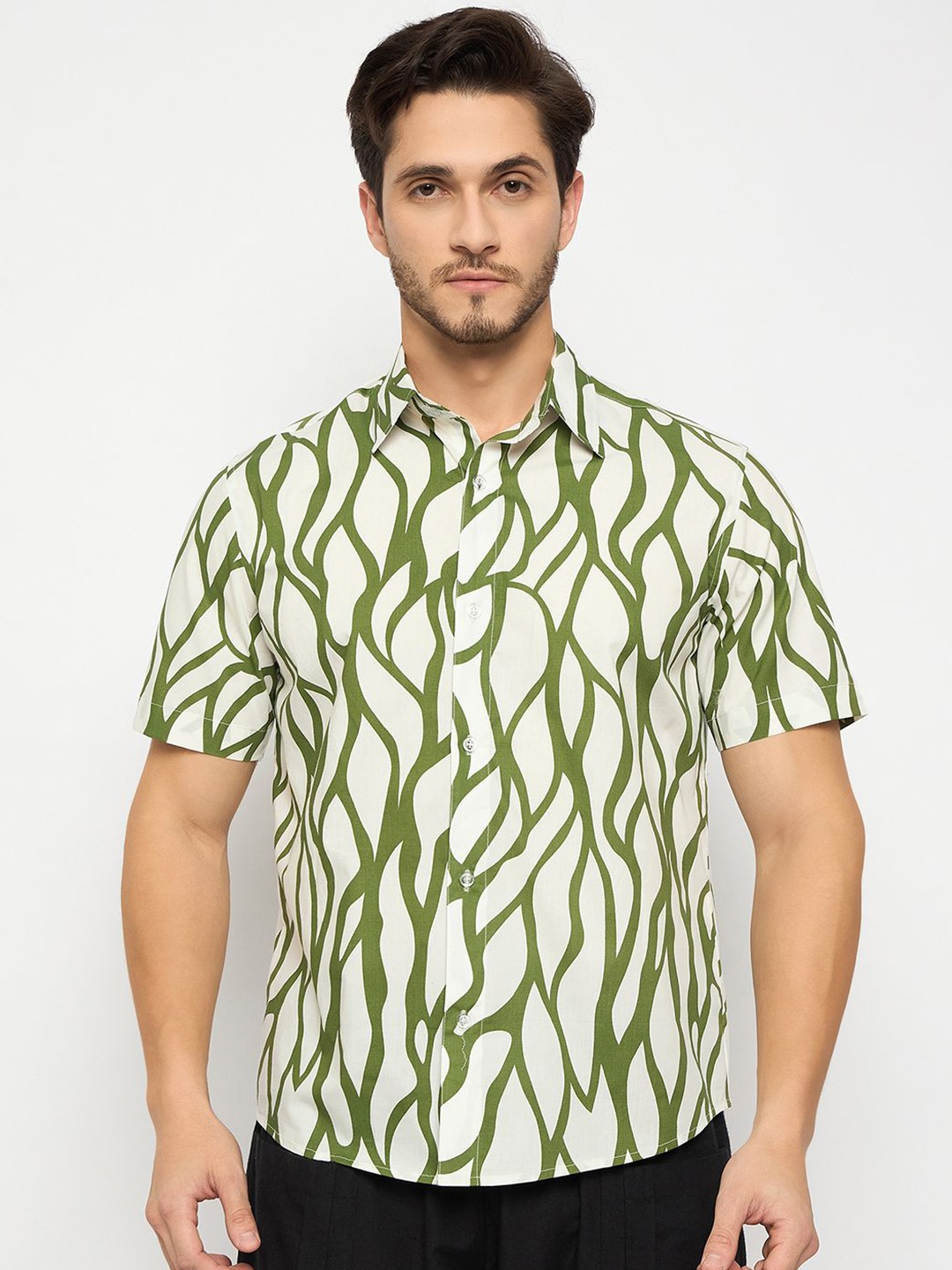 

Ranng Men Comfort Opaque Striped Casual Shirt, Green