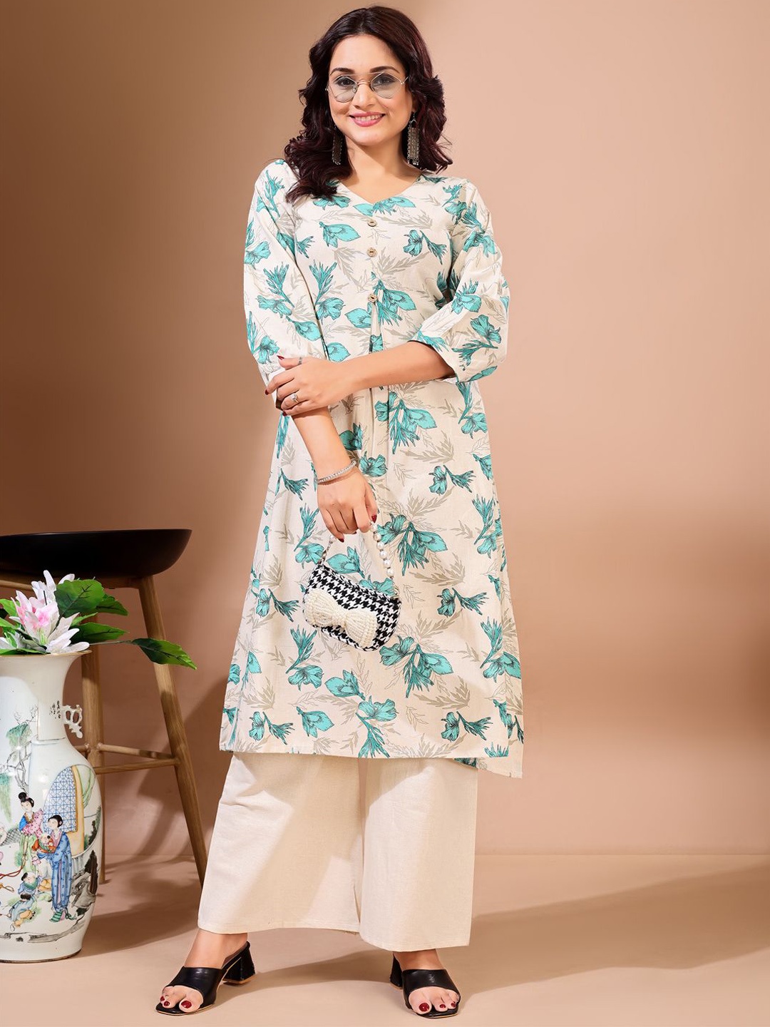 

KALINI Floral Printed Pure Cotton A-Line Kurta With Palazzos, White