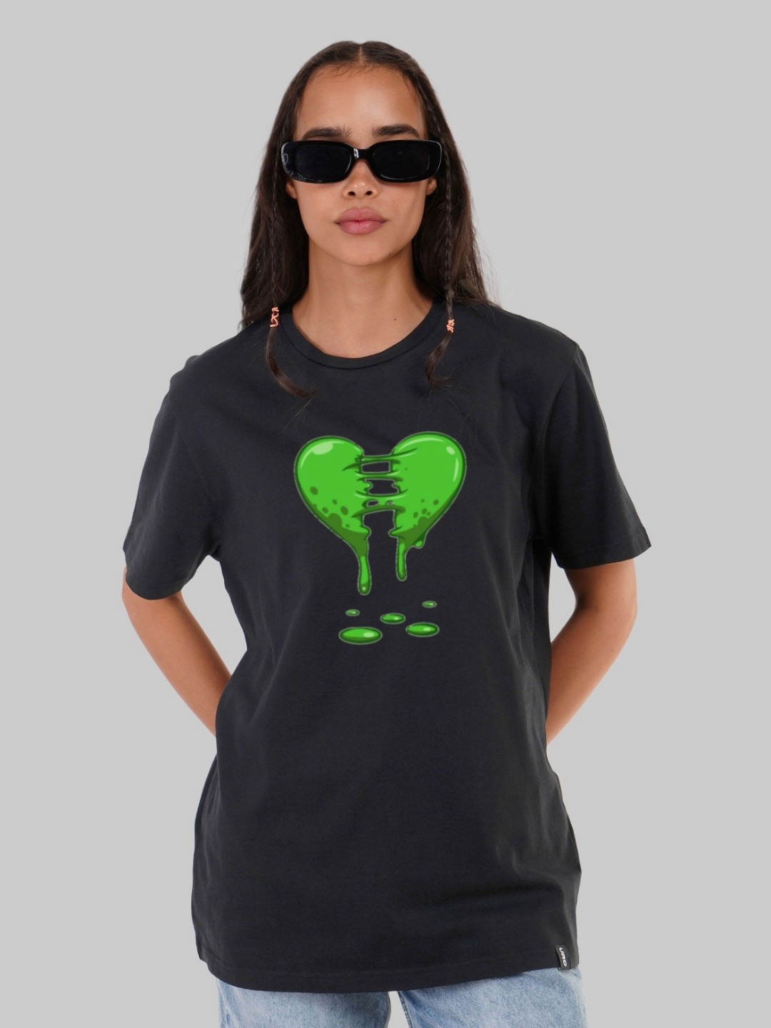 

Underrated Club Women Printed Tropical Bio Finish T-shirt, Black