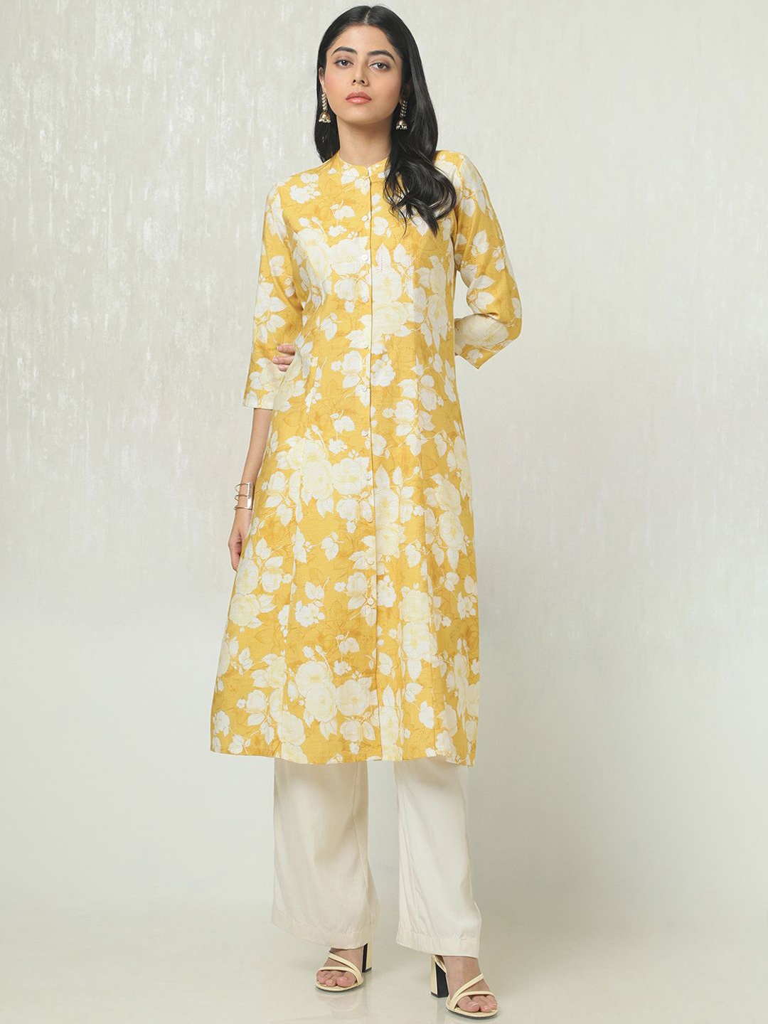 

Soch Floral Printed Mandarin Collar Muslin A-Line Kurta, Yellow