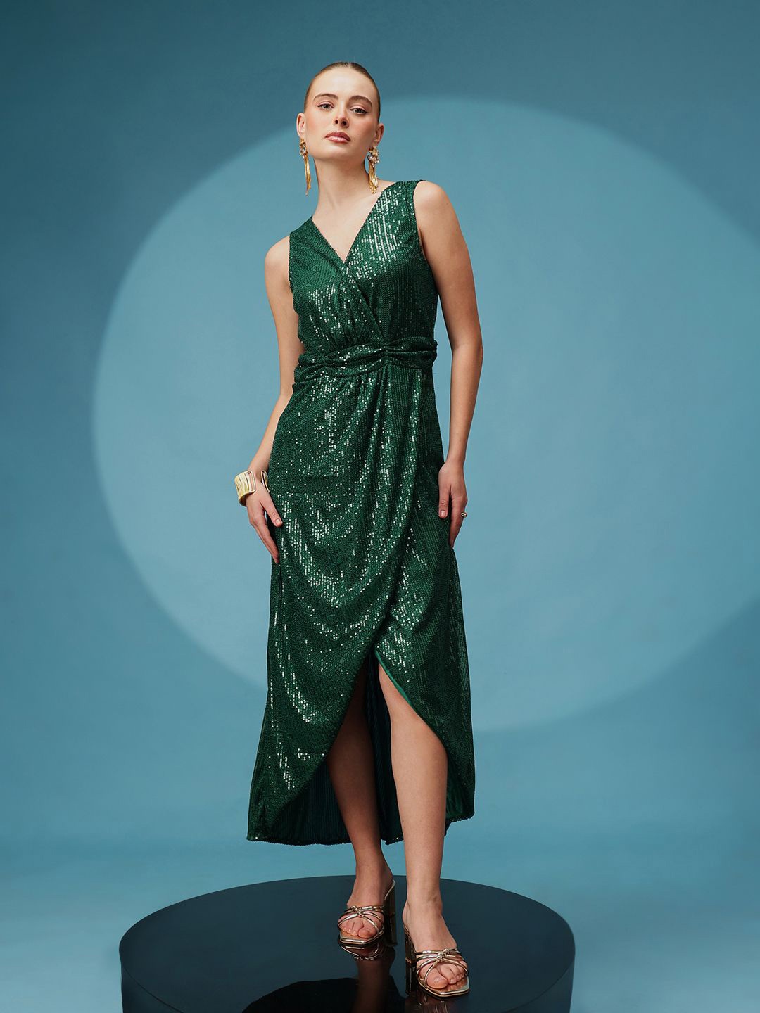 

The Roadster Lifestyle Co Women Embellished Wrap Midi Dress, Green