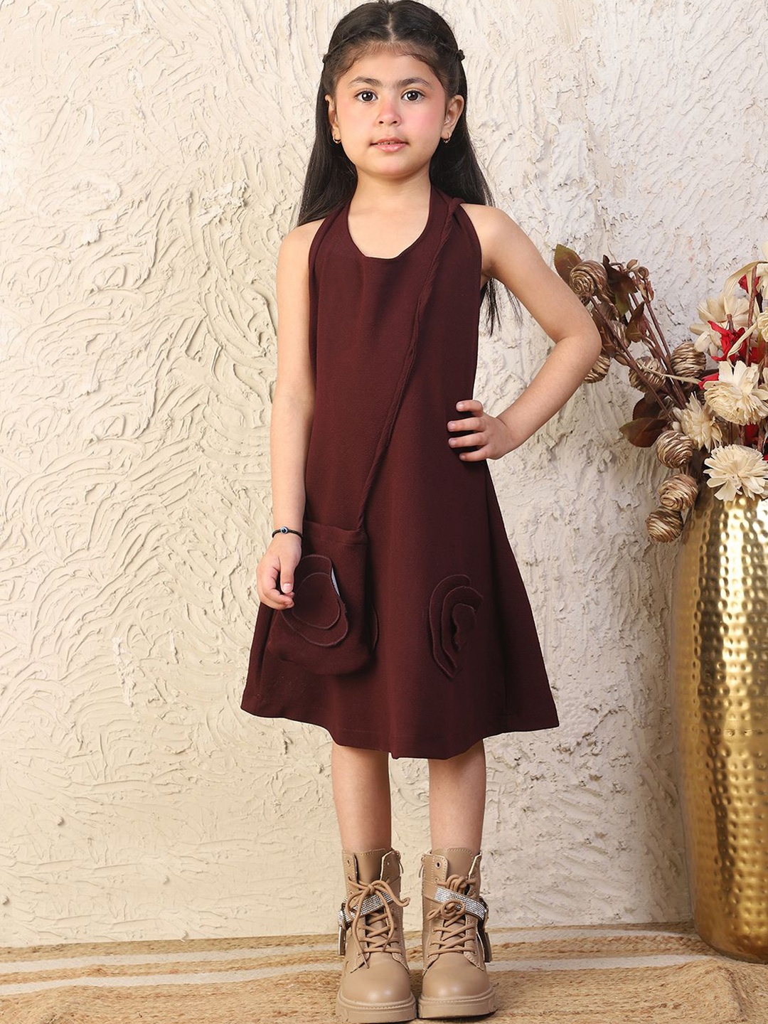 

NEUDIS Girls Halter Neck Sleeveless Backless A-Line Dress with Bag, Burgundy
