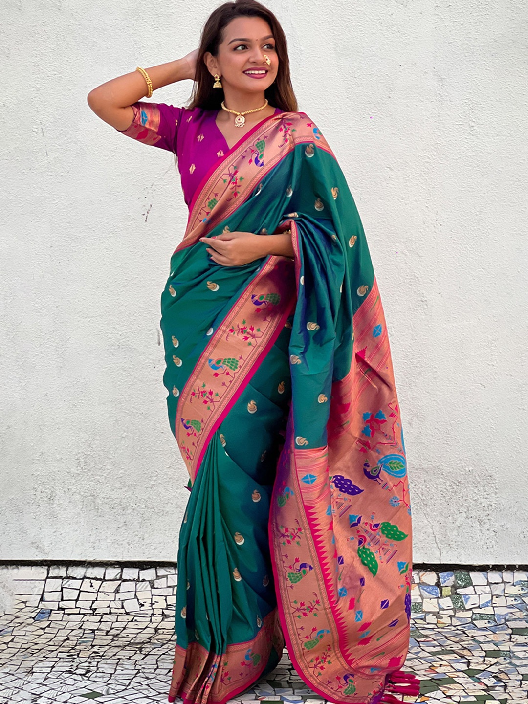 

Vintro Woven Design Zari Silk Blend Paithani Saree, Green