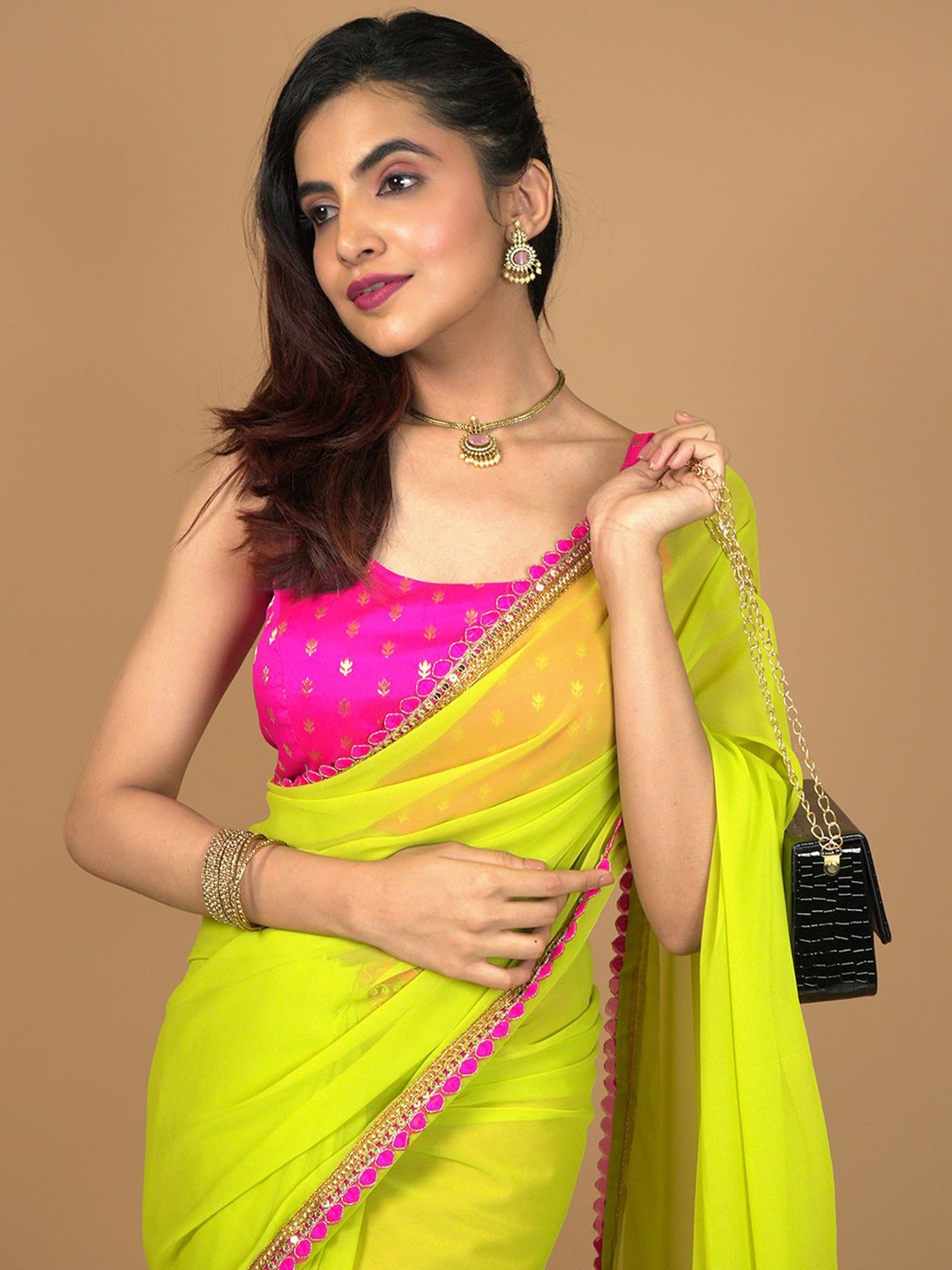 

HELLA FASHIONS Solid Embelished Broder Poly Georgette Saree, Lime green