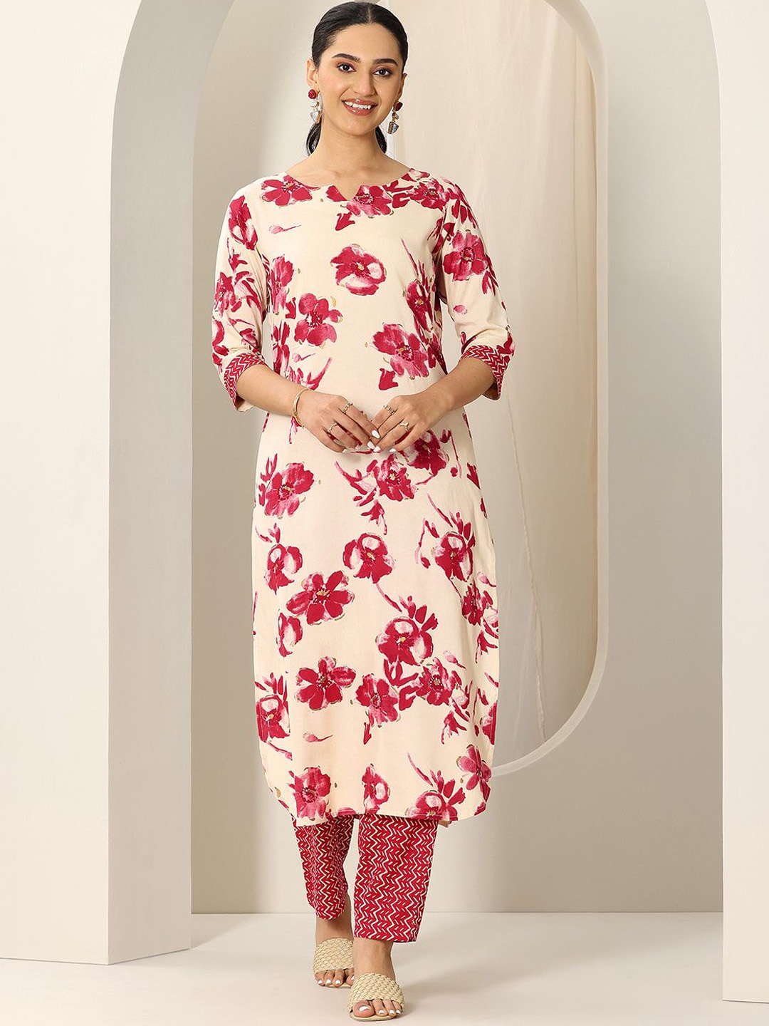 

Libas Floral Printed Notch Neck Kurta With Trouser, Beige