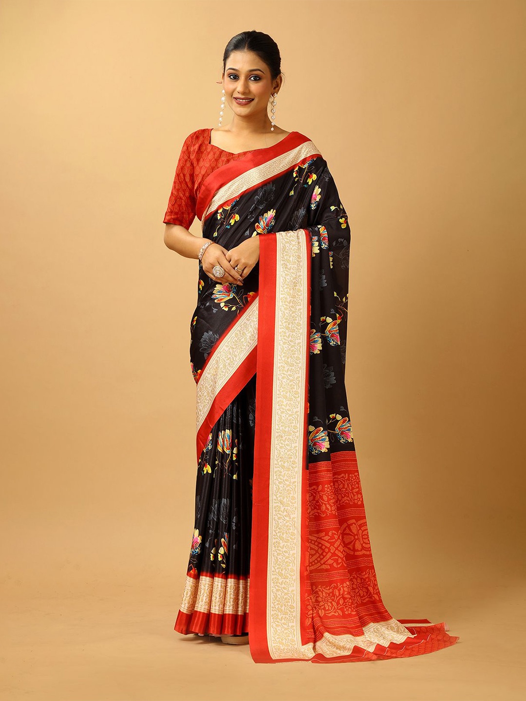 

A.V.M. SILK MILLS Floral Printed Pure Crepe Saree, Black